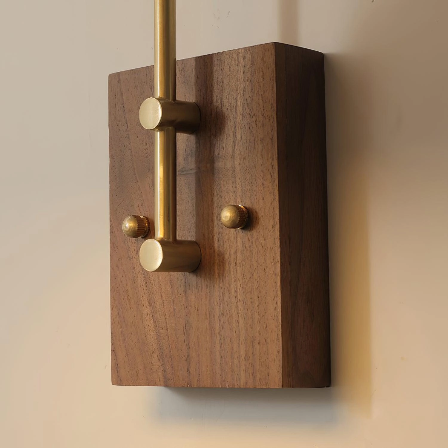 Laura Wood Wall Lamp