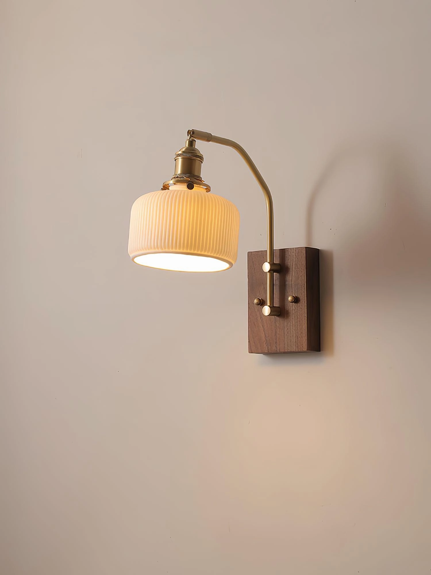 Laura Wood Wall Lamp