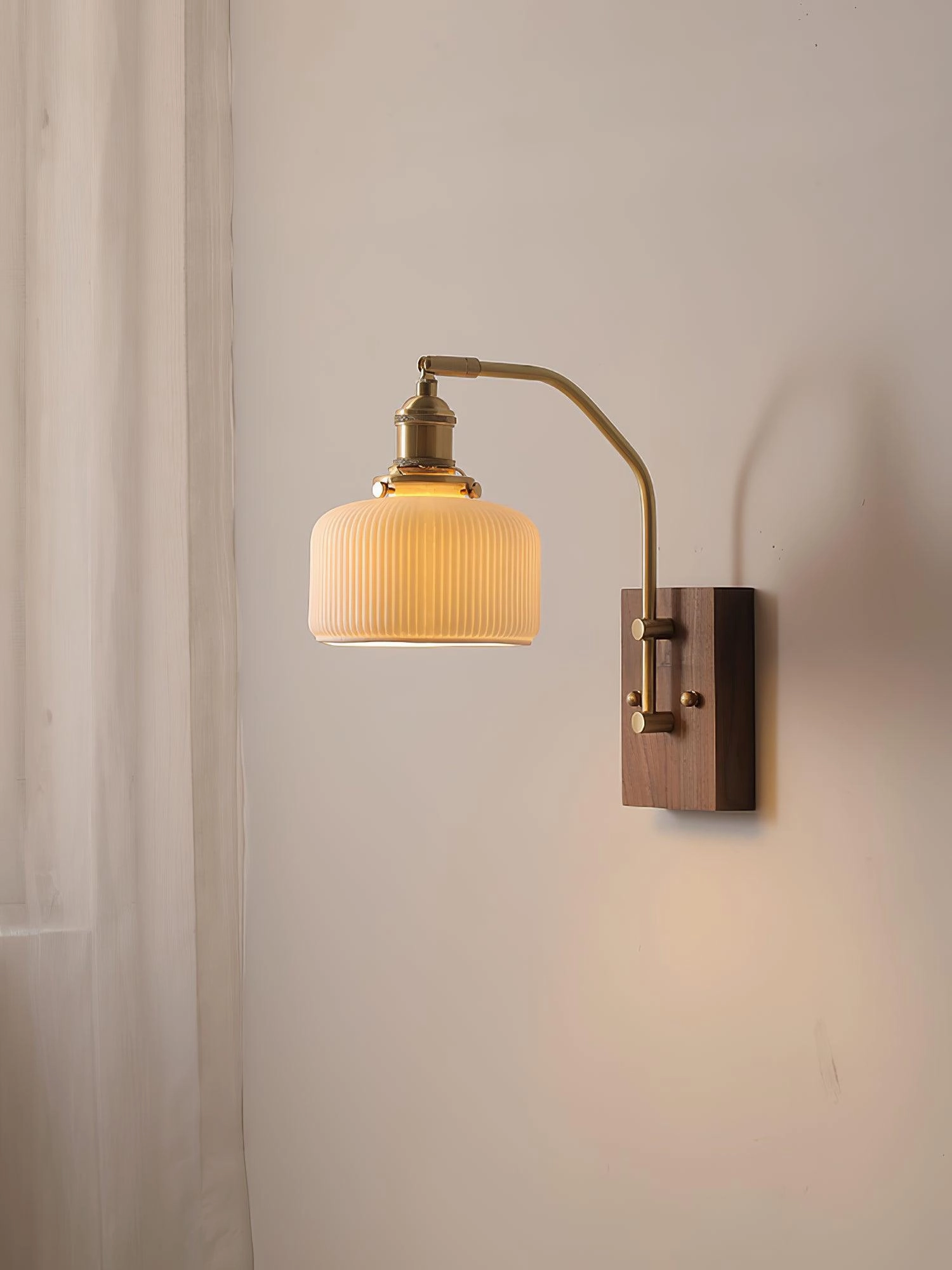 Laura Wood Wall Lamp