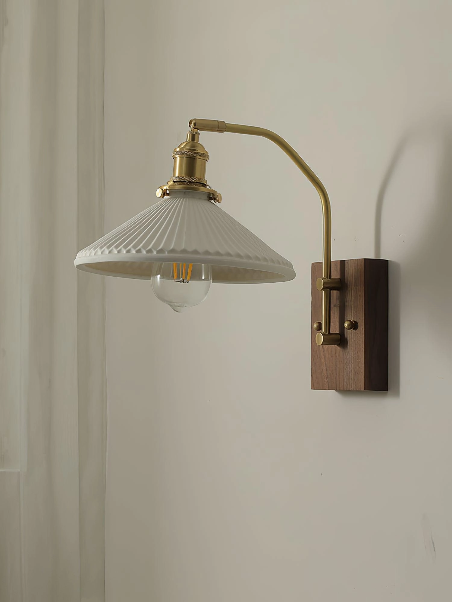 Laura Wood Wall Lamp