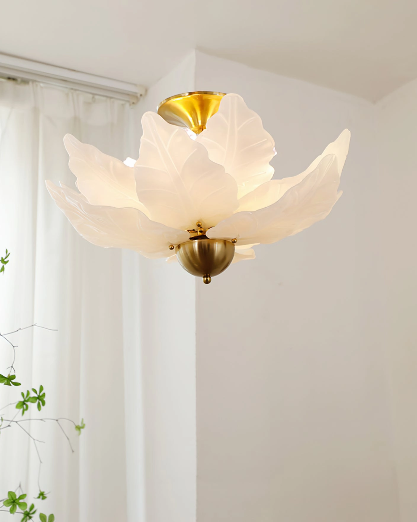 Leaf Glass Ceiling Lamp