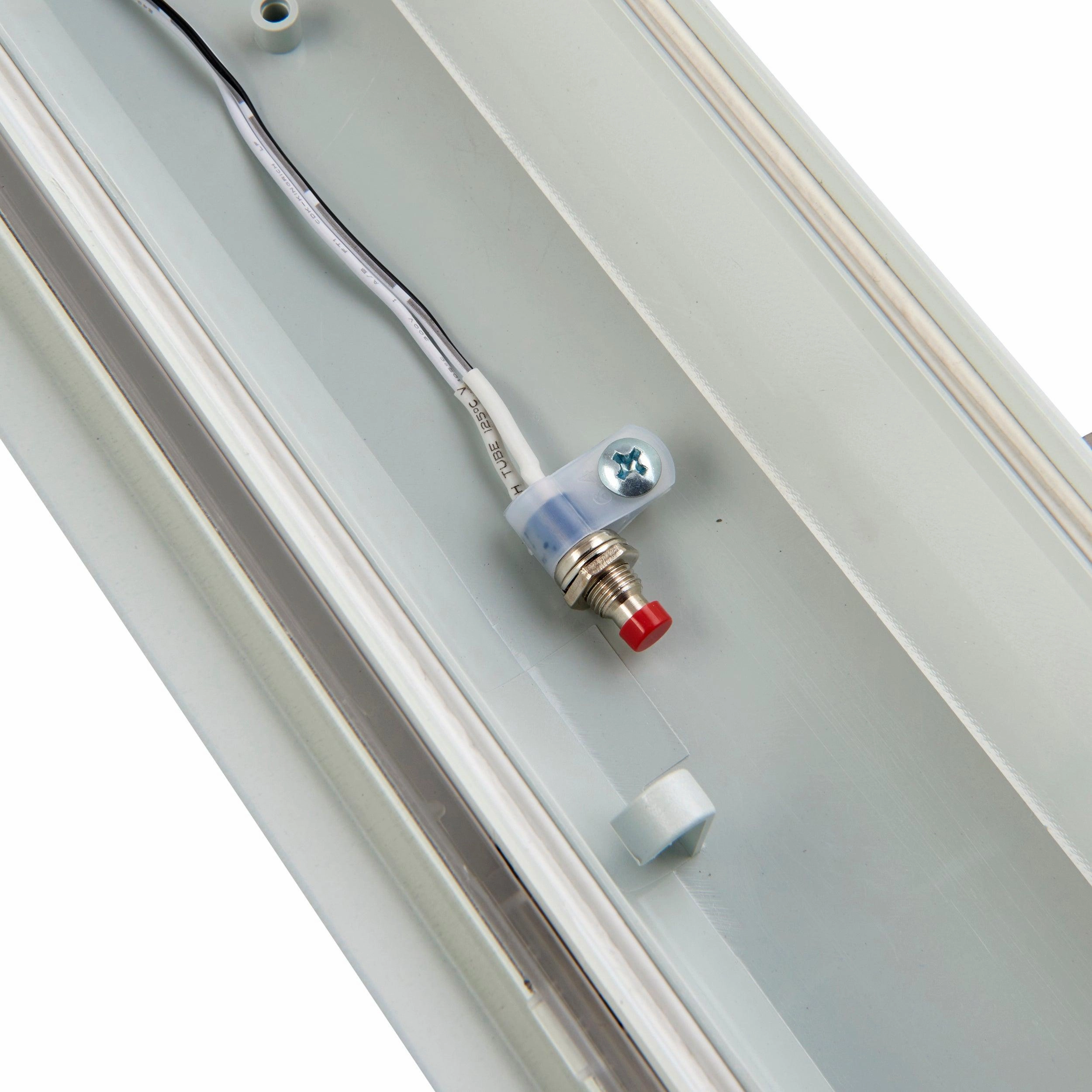 LED Anti-Corrosive LED Cool White Batten Light 4000K 5FT EM EM IP65 24W