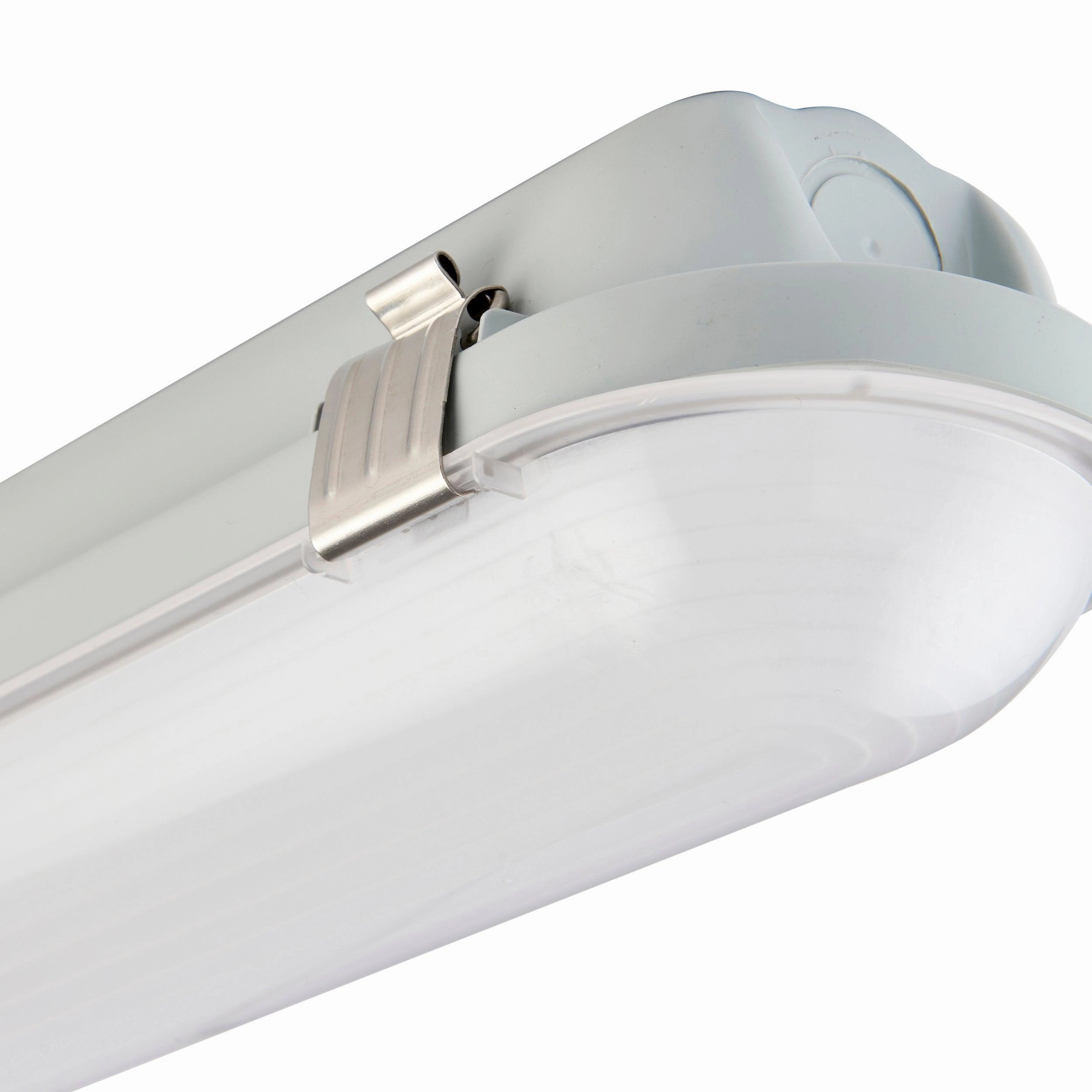 LED Anti-Corrosive LED Cool White Batten Light 4000K 6FT EM EM IP65 35W