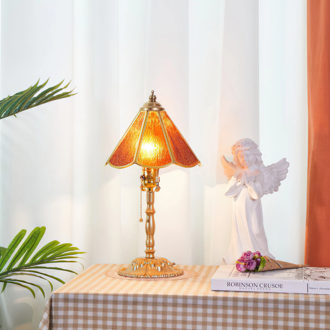 Leslie Table Lamp