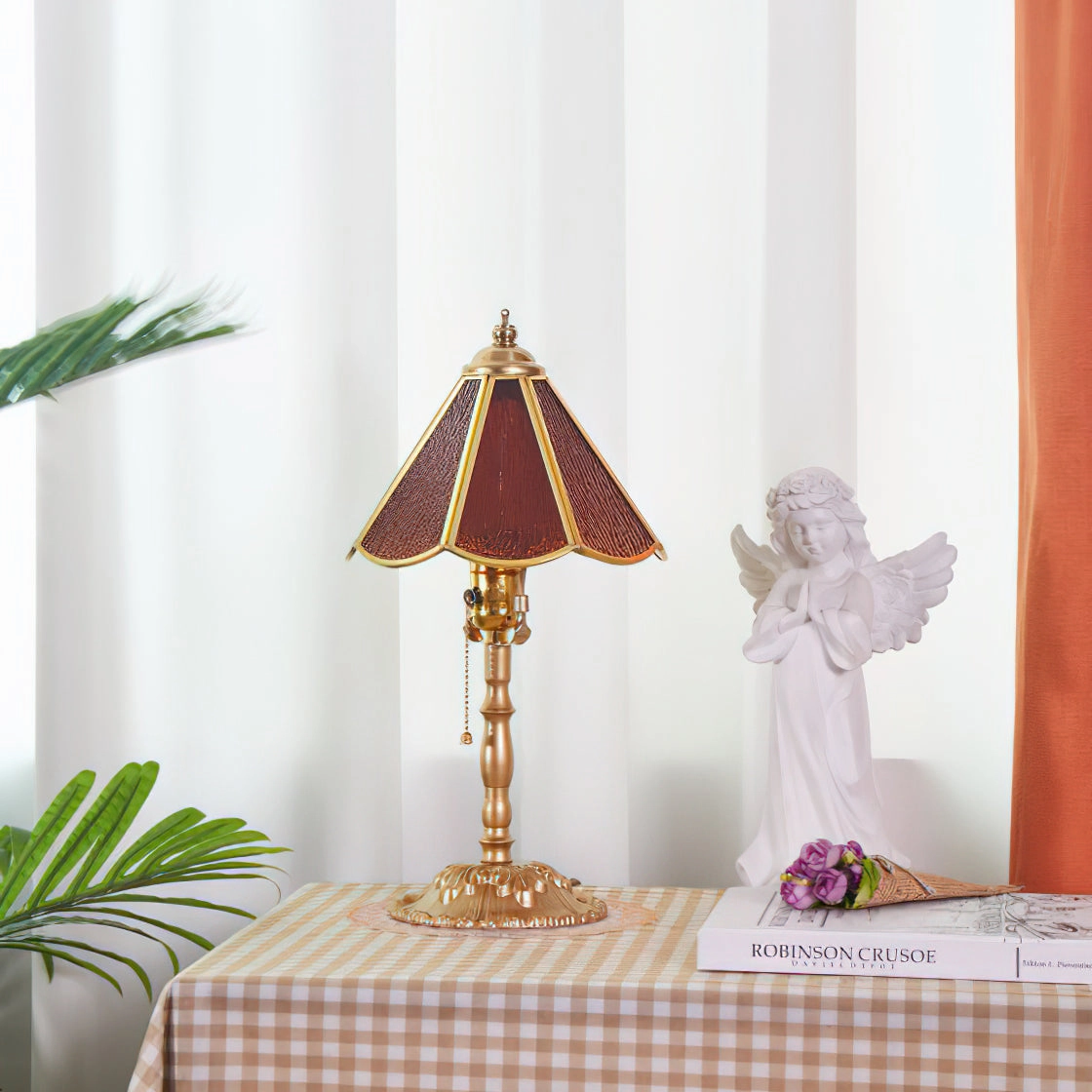 Leslie Table Lamp