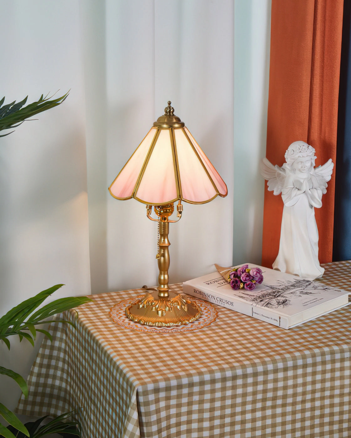 Leslie Table Lamp