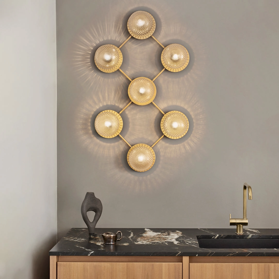 Liila 7 Wall Light