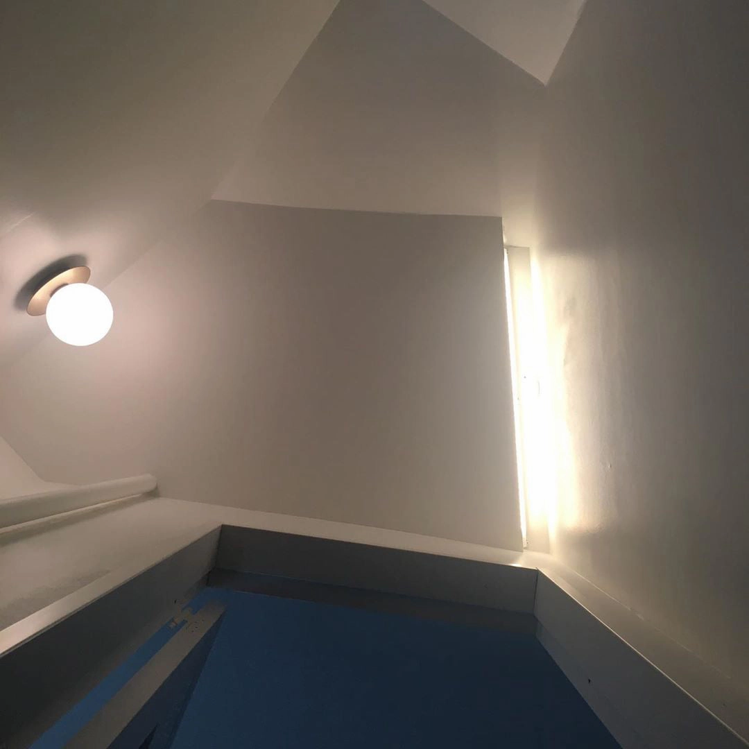Lila Wall Lamp