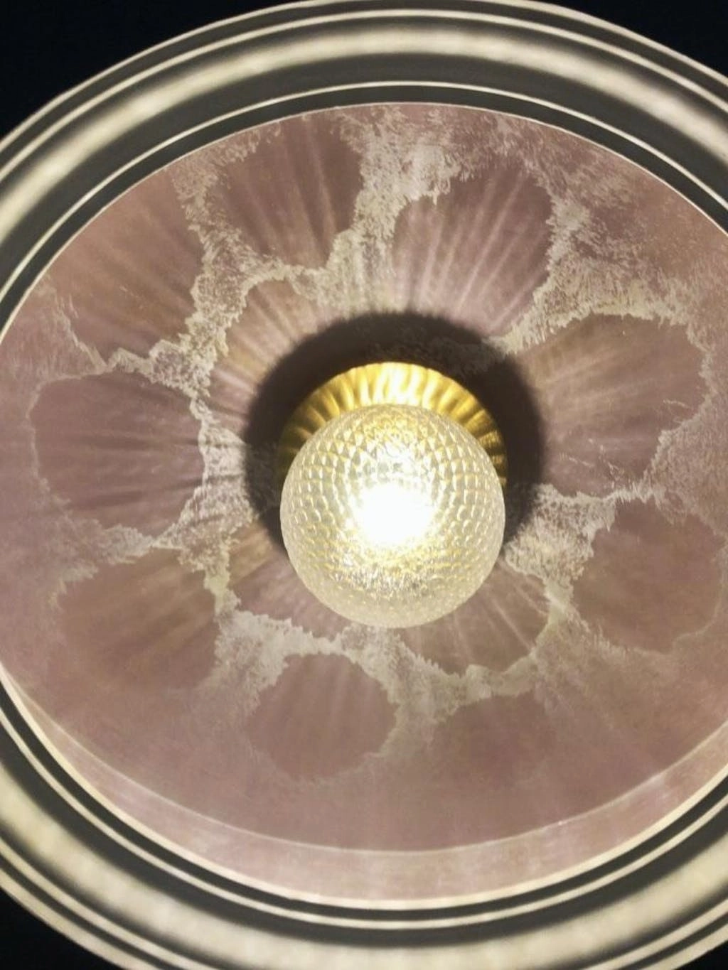 Lila Wall Lamp