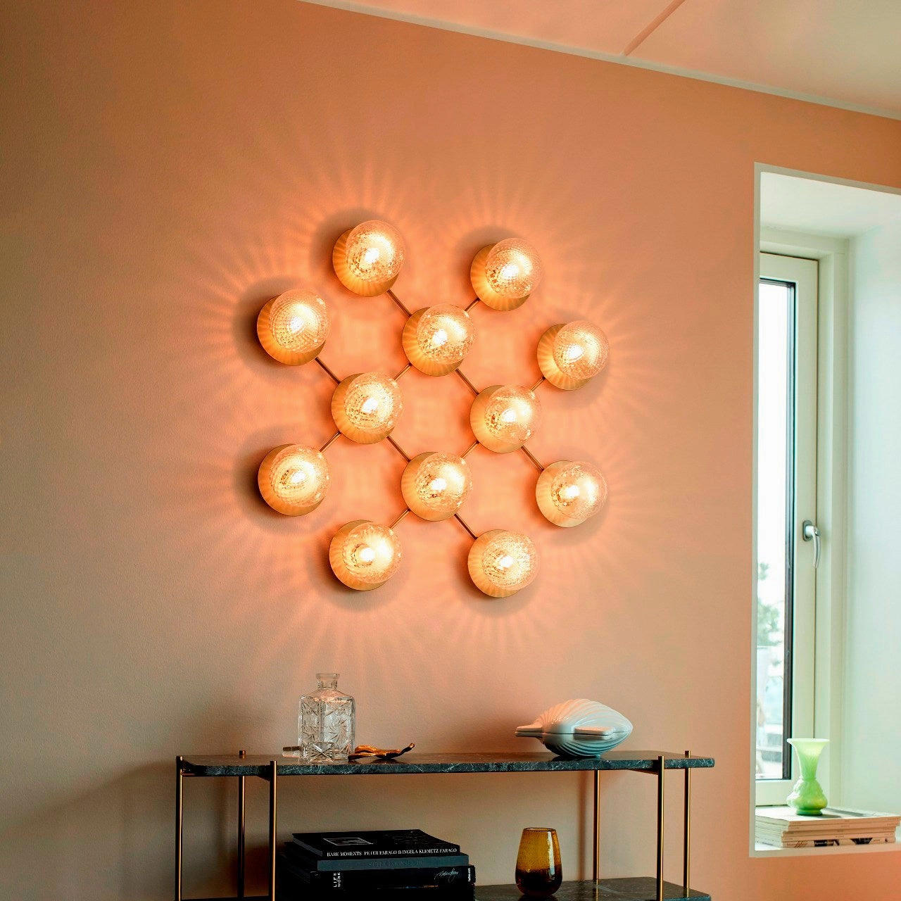 Lila Wall Lamp