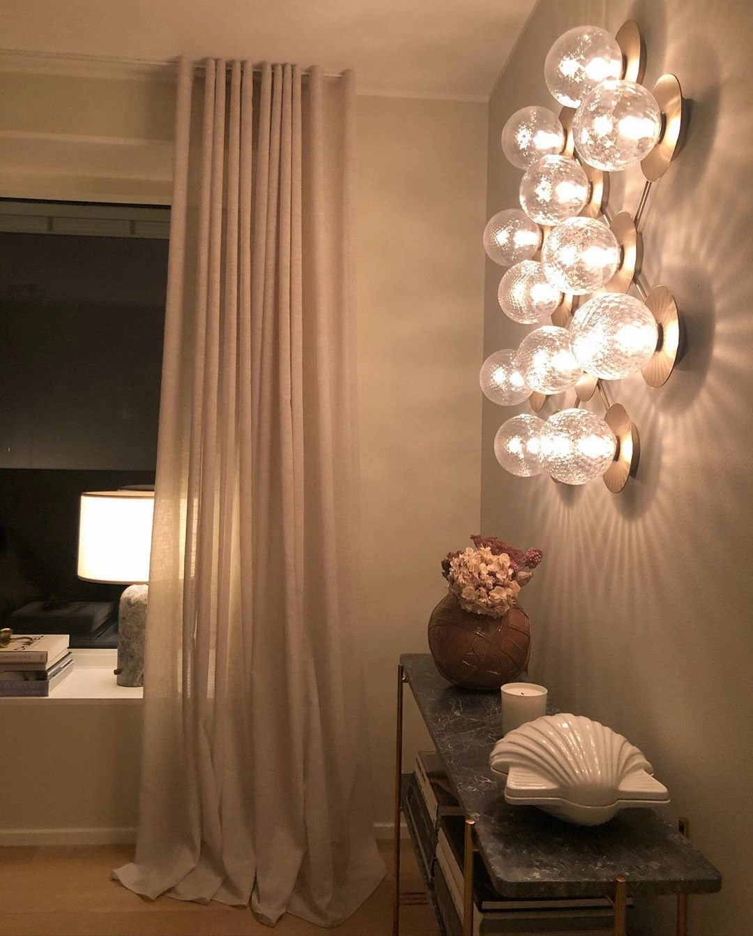 Lila Wall Lamp