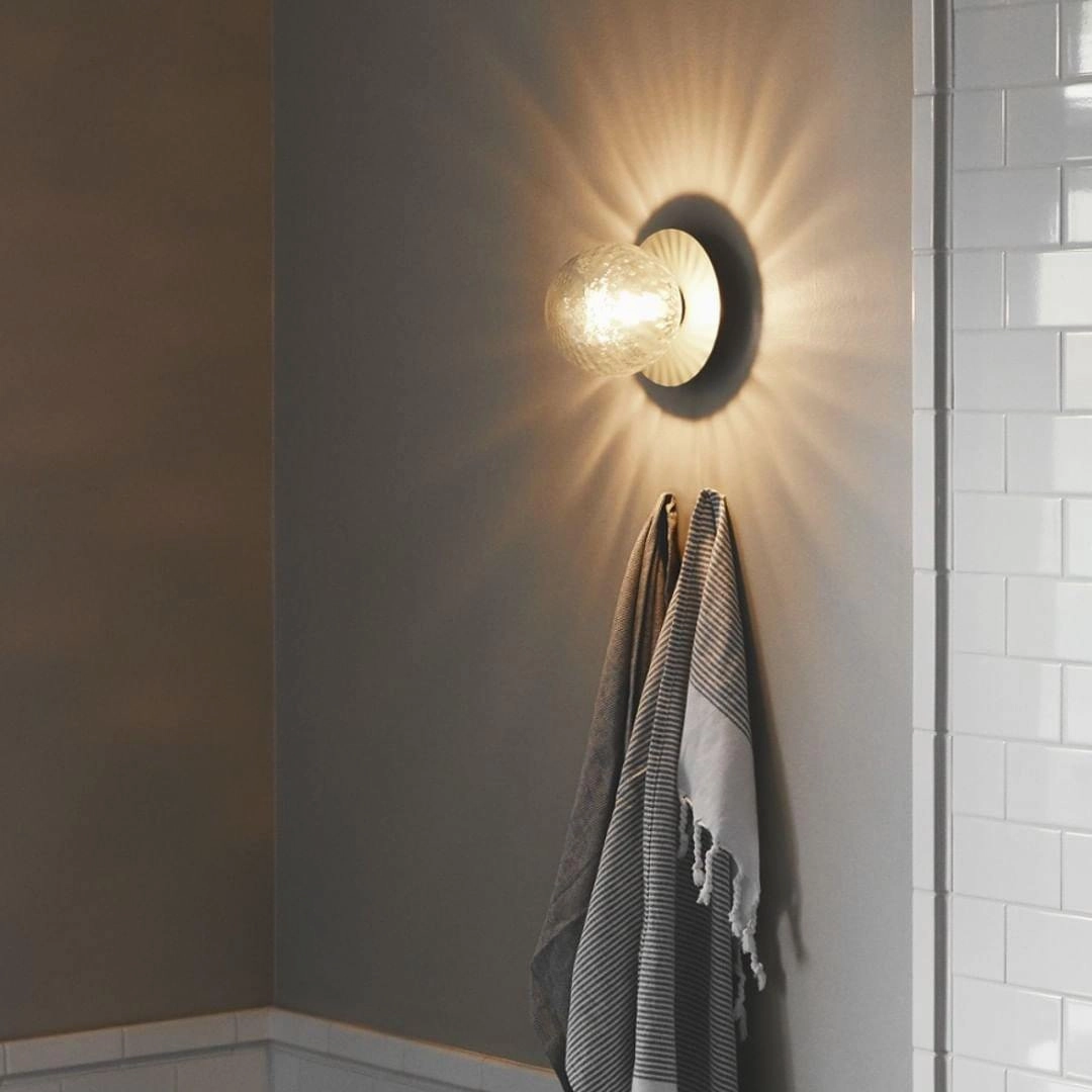 Lila Wall Lamp