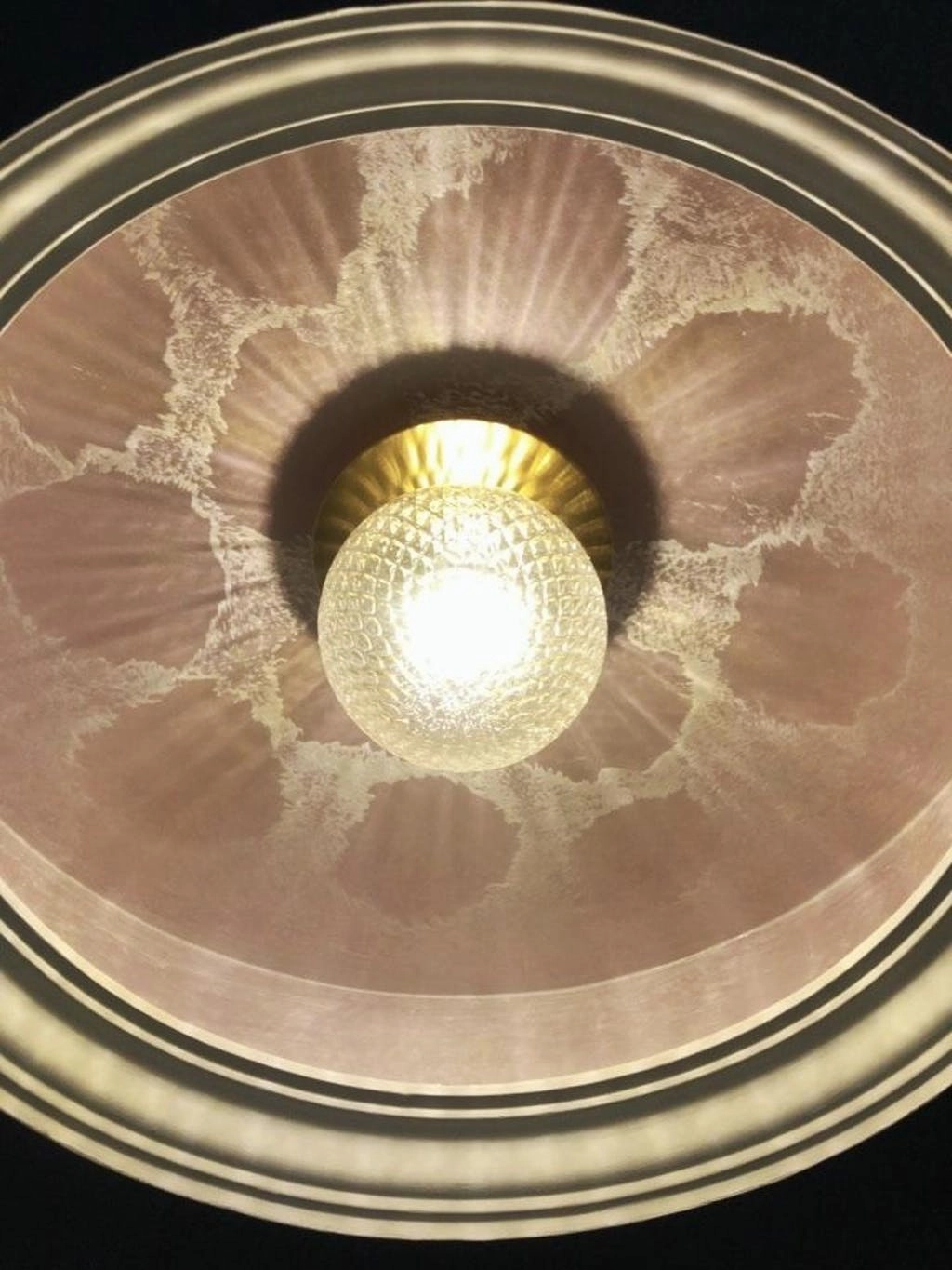 Lila Wall Lamp