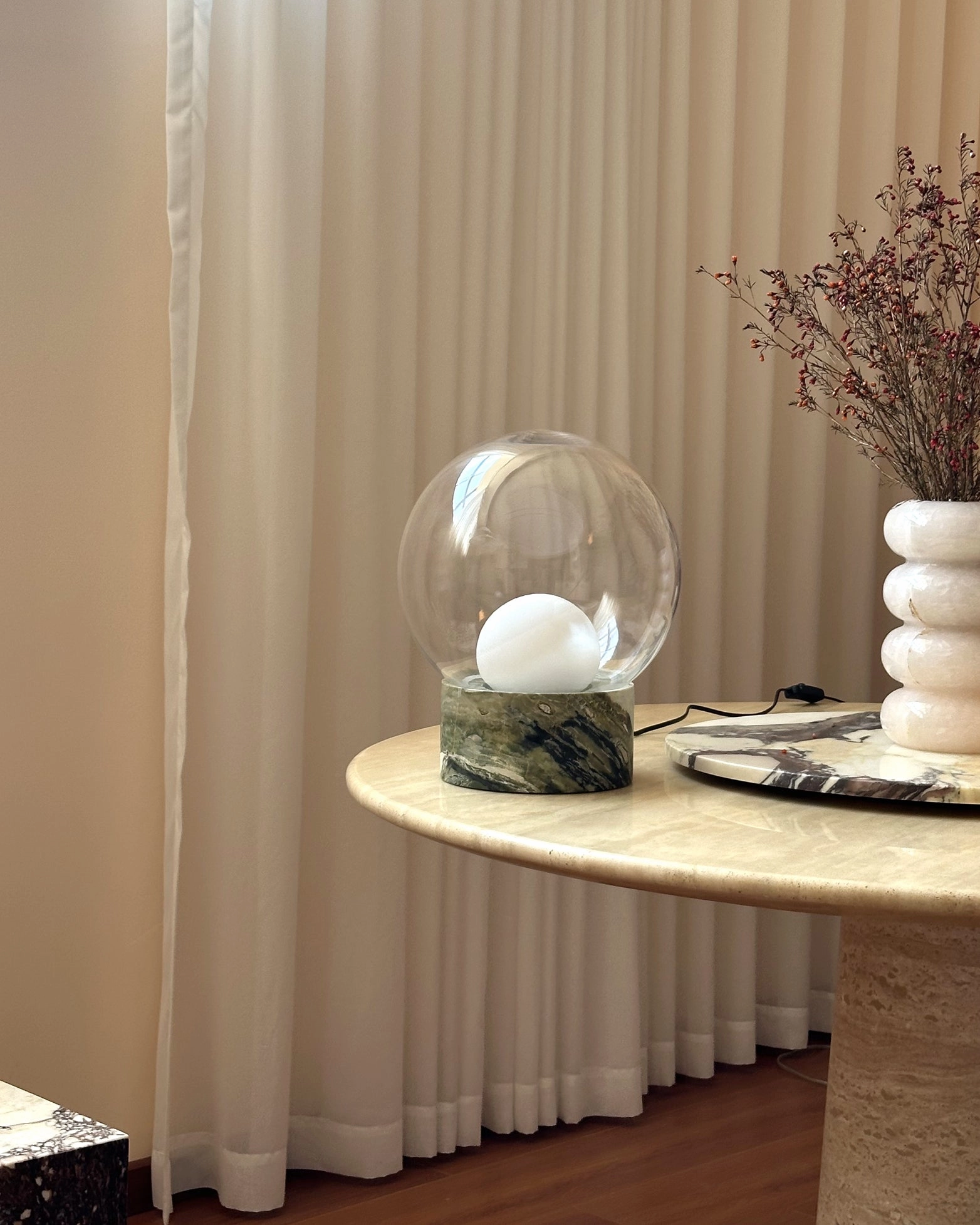 Lilly Table Lamp