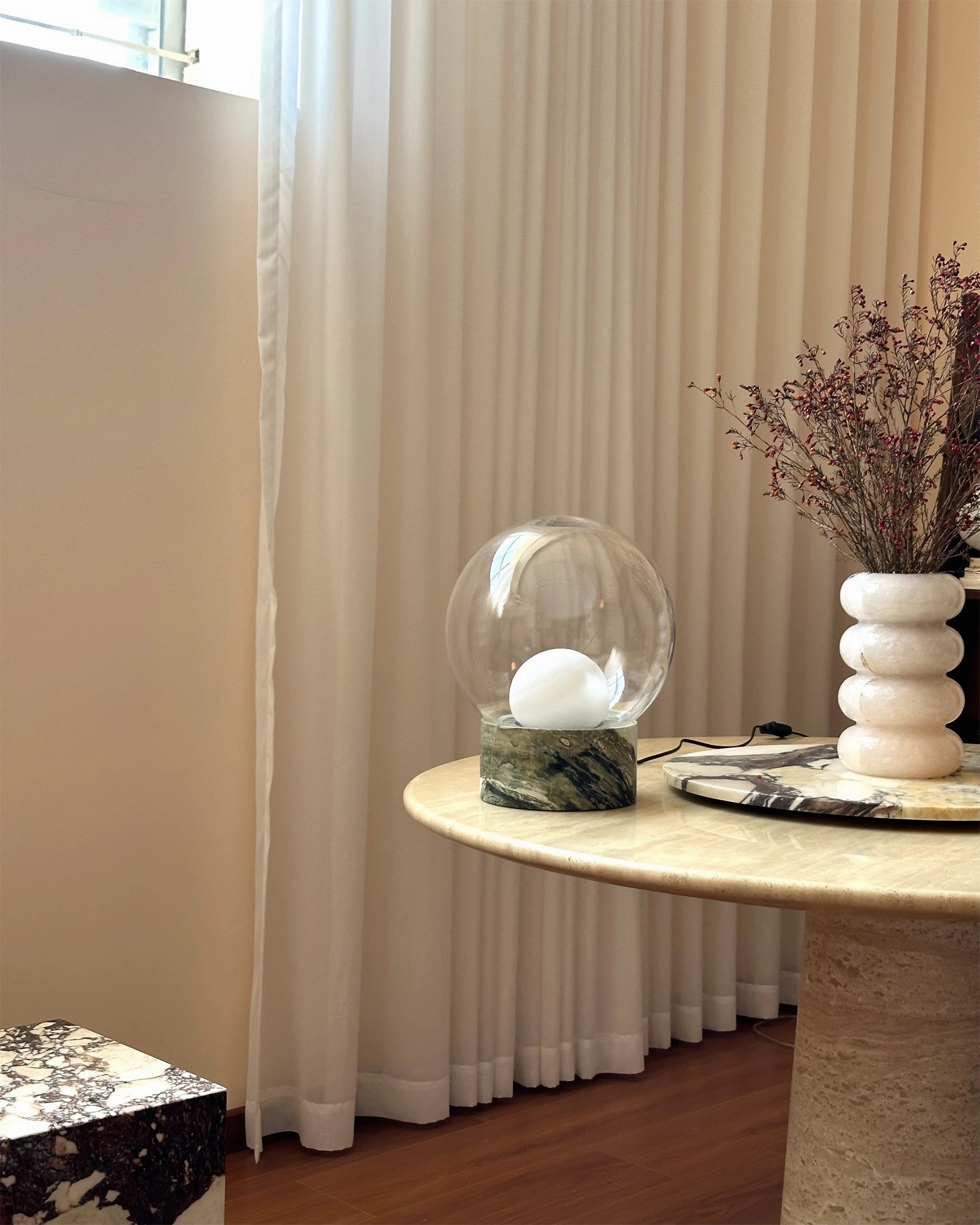 Lilly Table Lamp