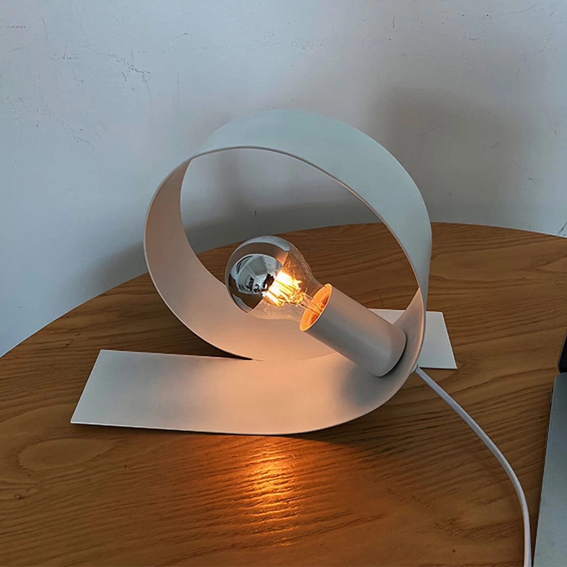 Looping Table Lamp