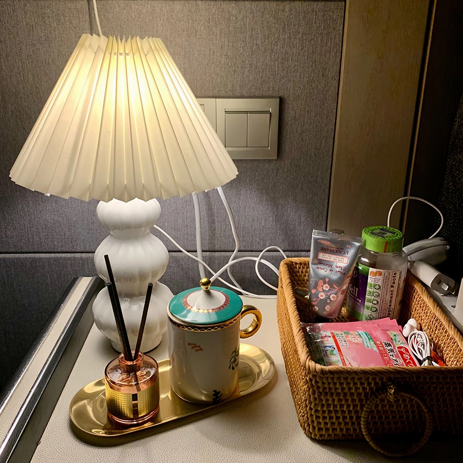 Luna Pleated Table Lamp