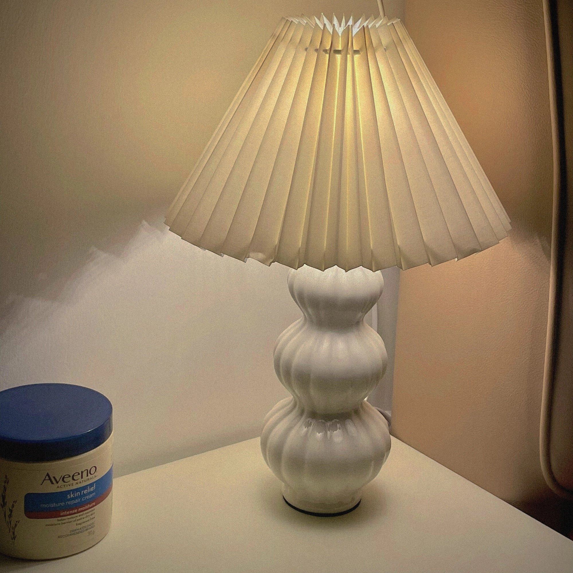 Luna Pleated Table Lamp
