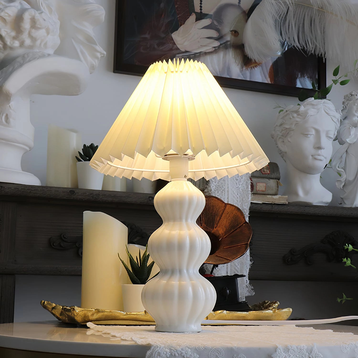 Luna Pleated Table Lamp