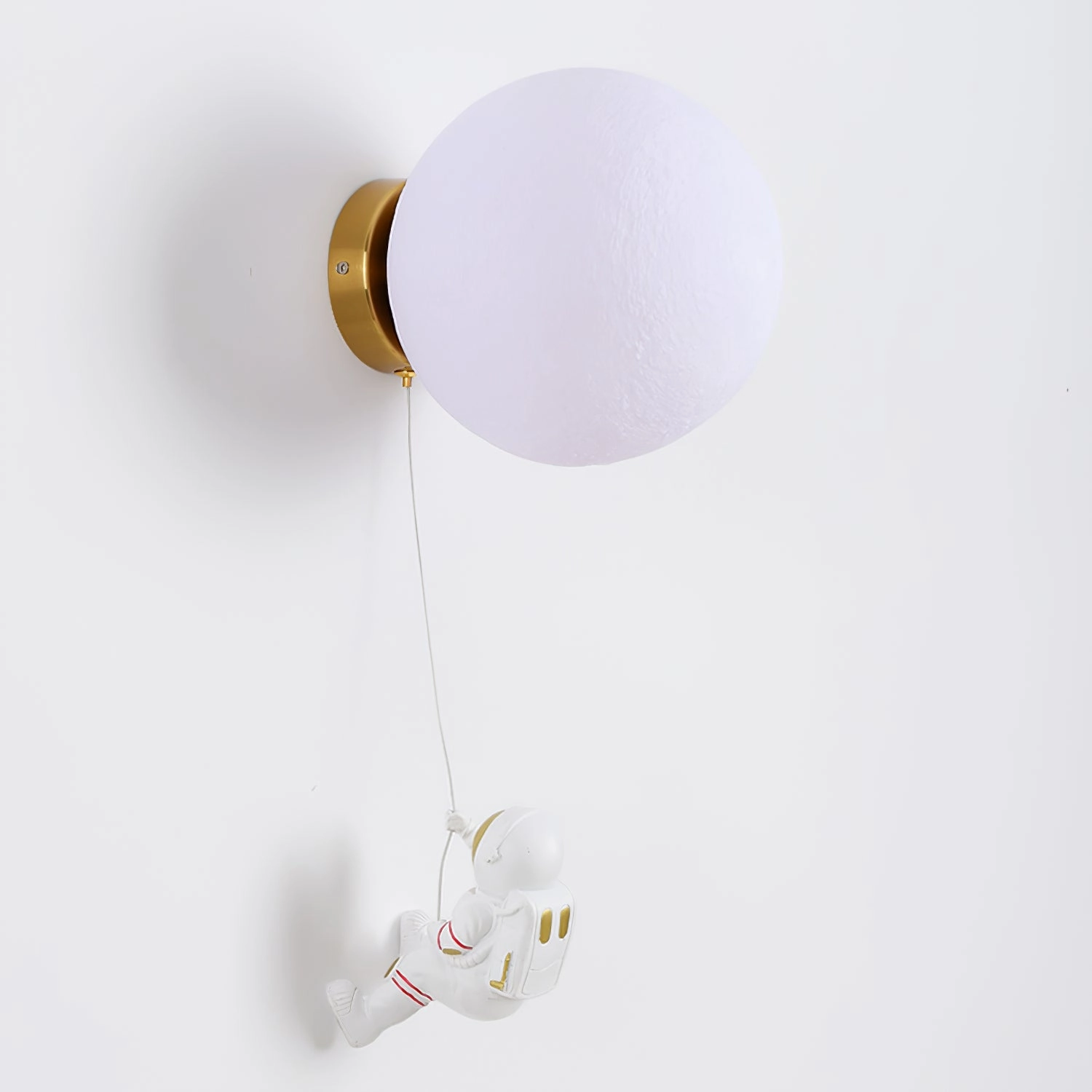 Lunar Wall Lamp