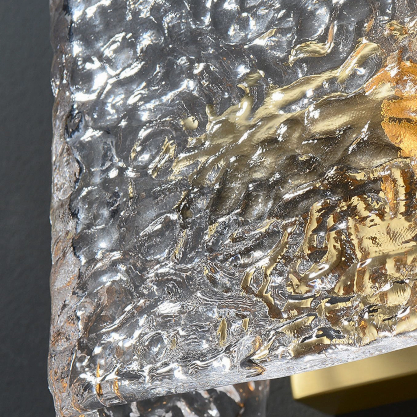 Lunea Wall Lamp