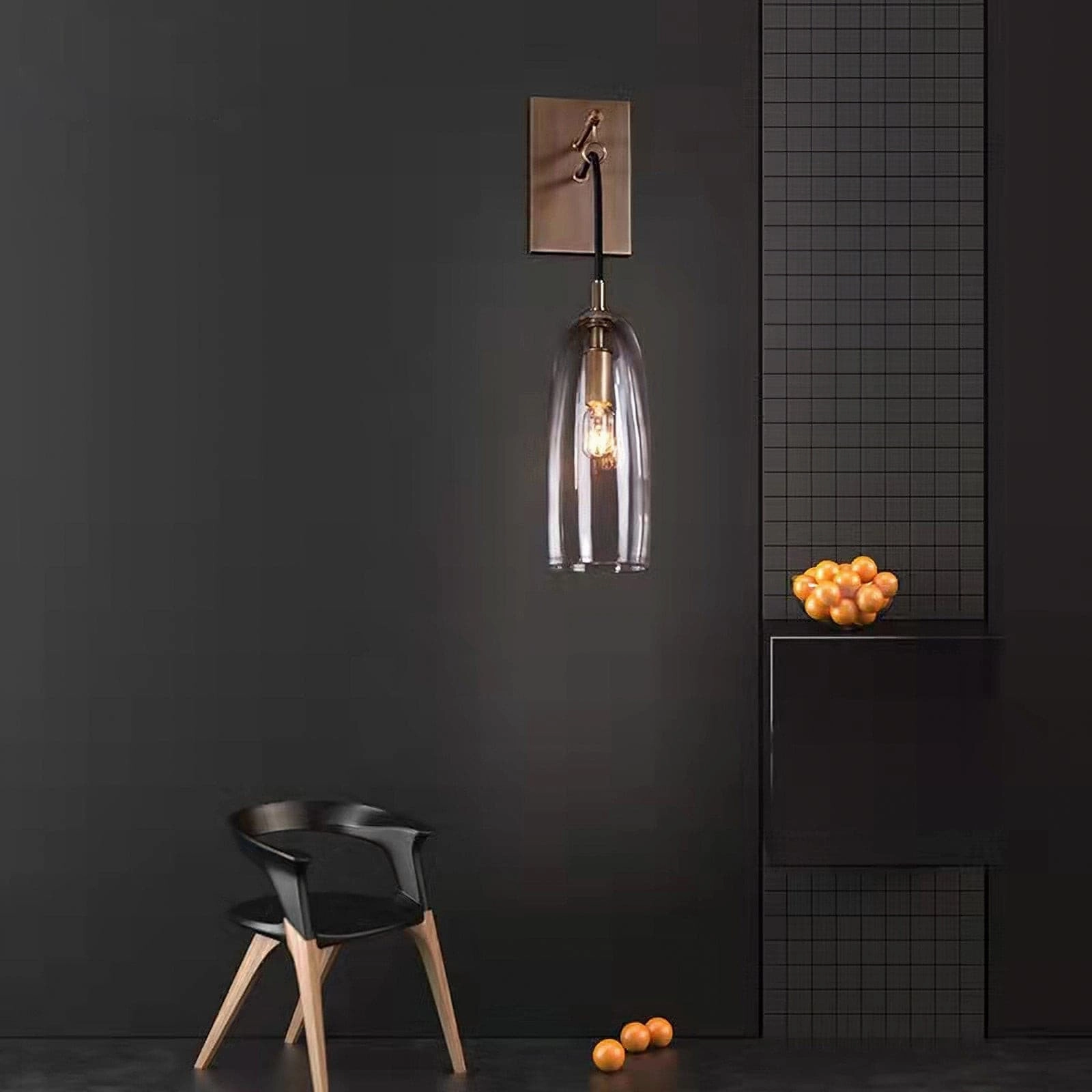 Lure Wall Lamp