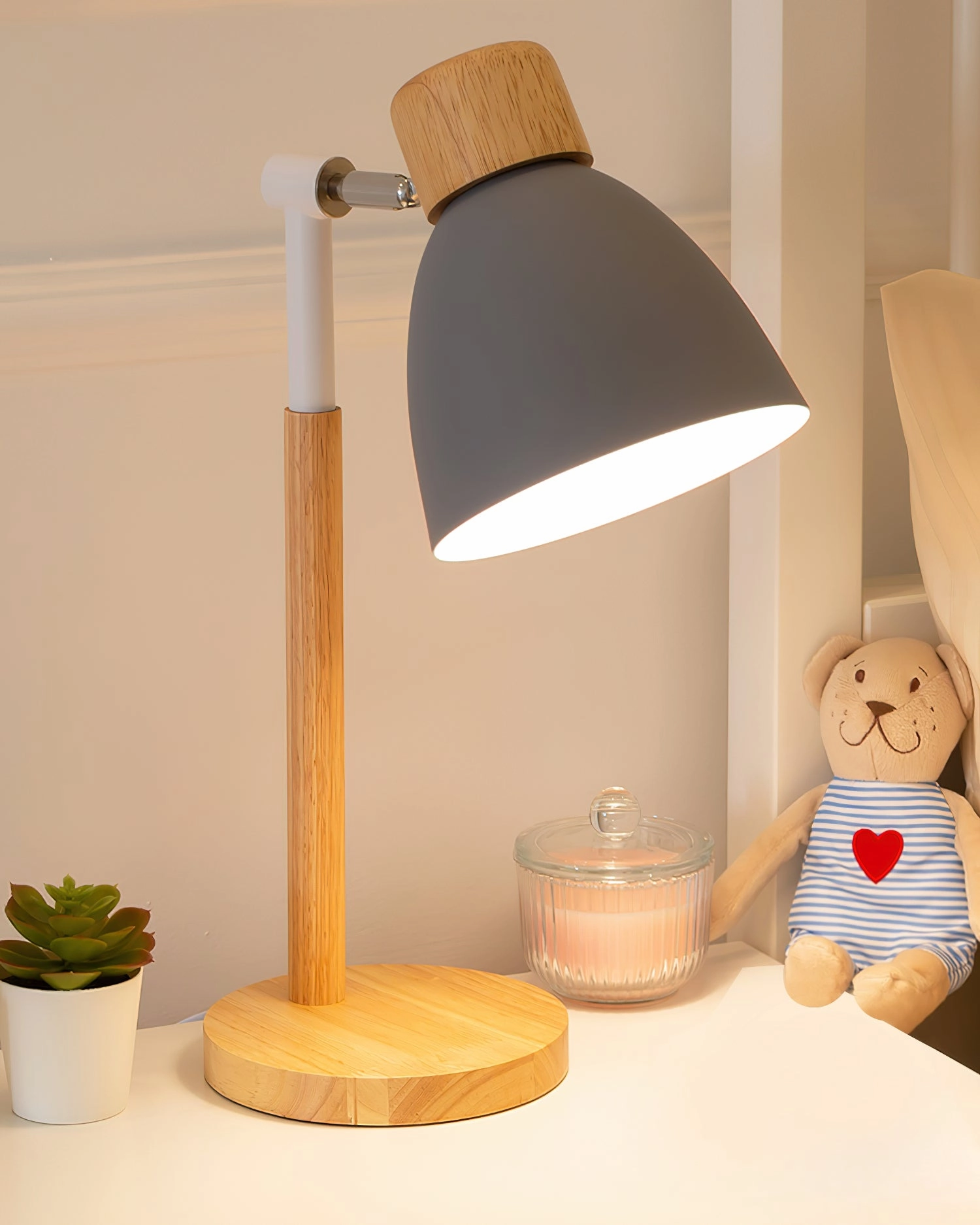 Macaroon Wood Table Light