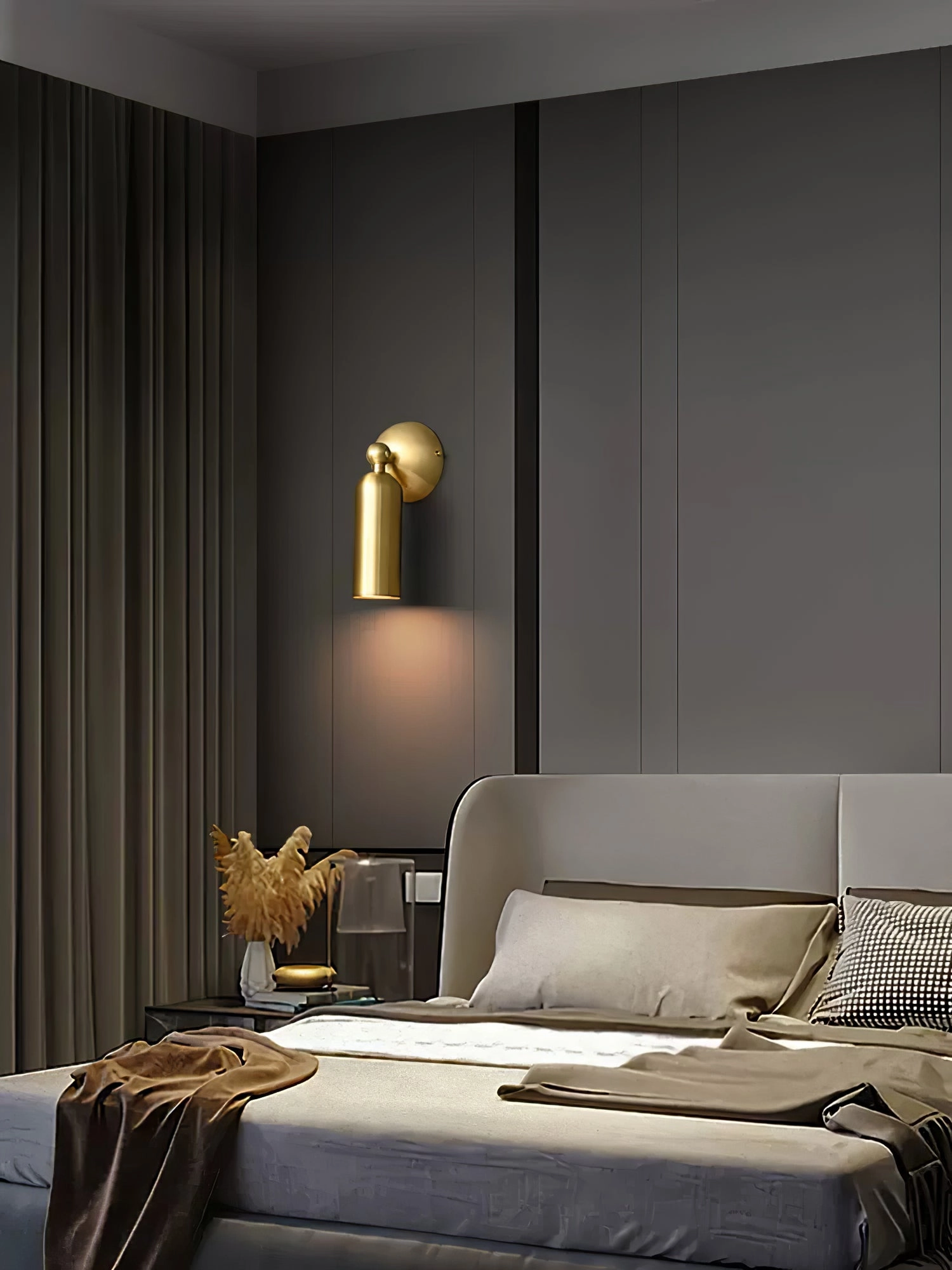 Madame Dome Wall Lamp