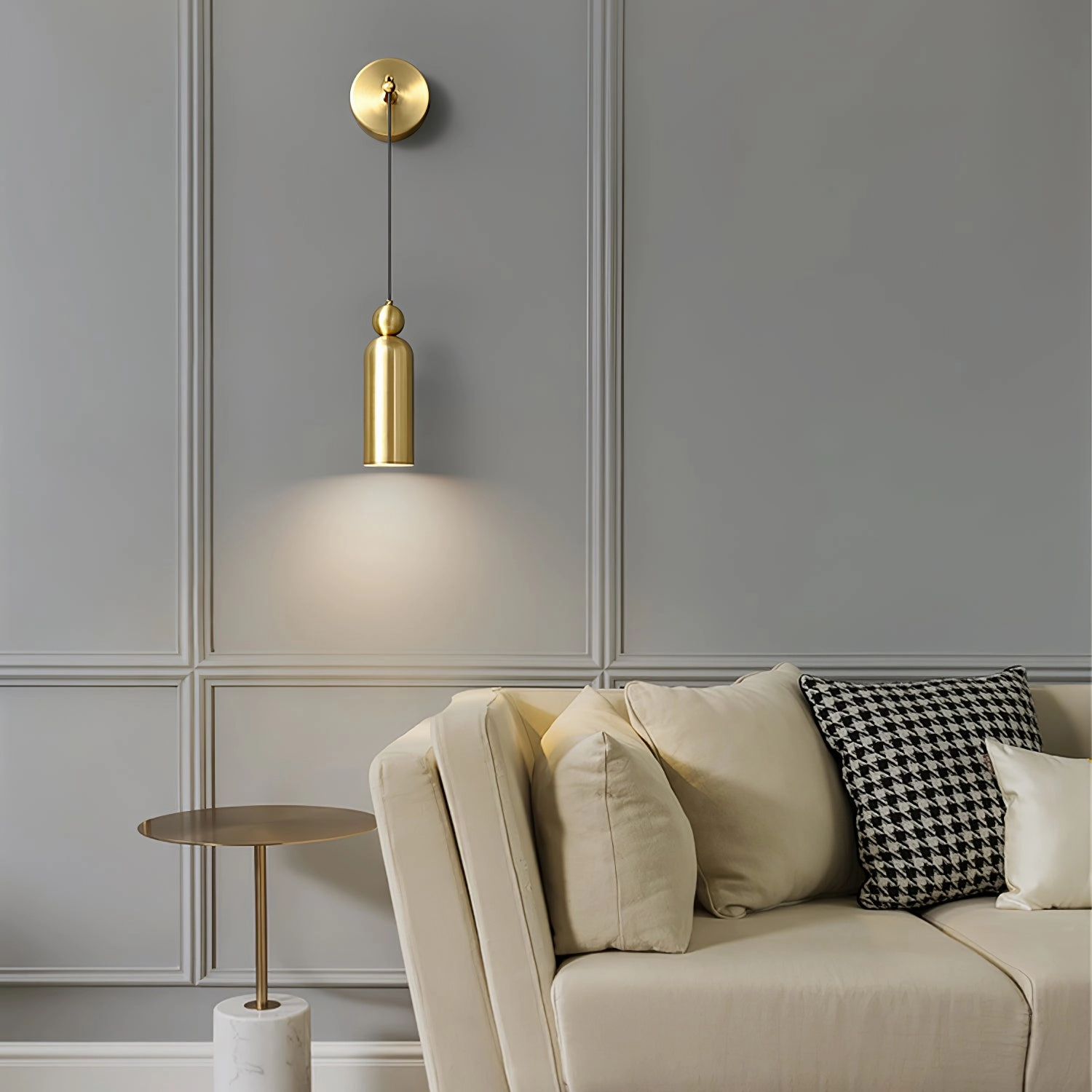 Madame Wall Lamp