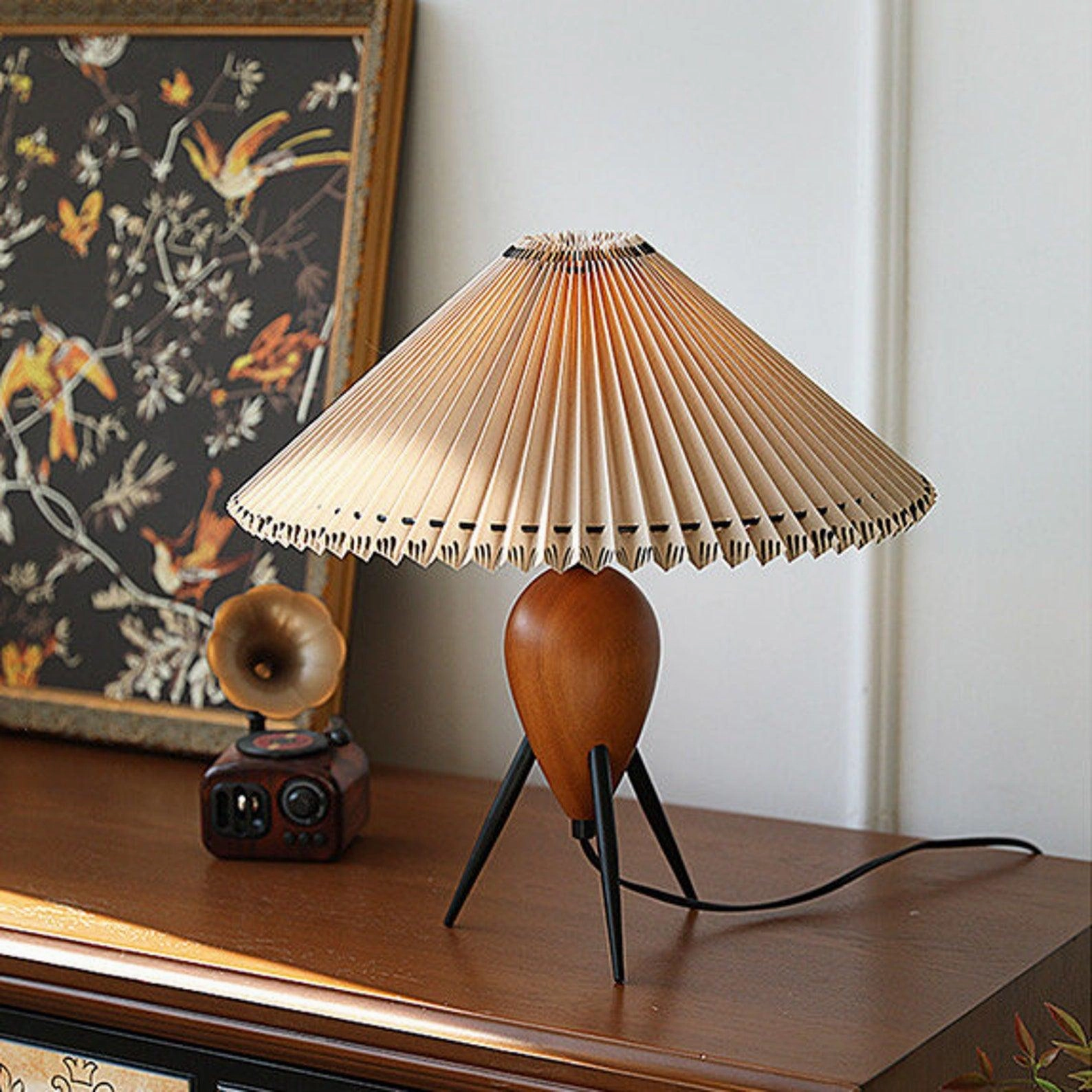 Makie Table Lamp