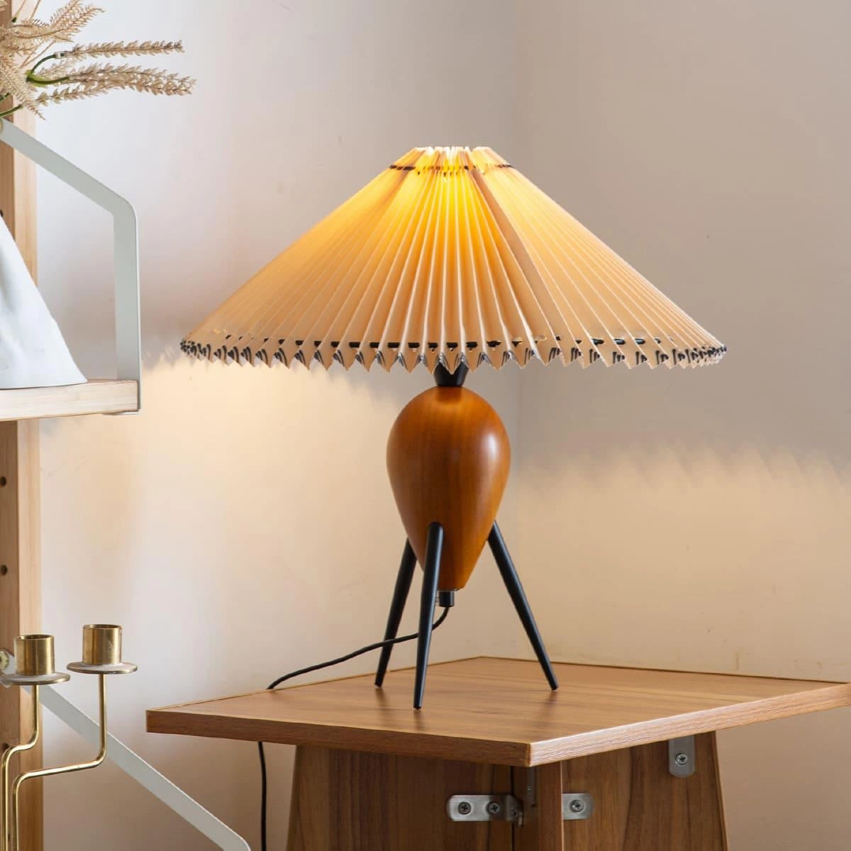 Makie Table Lamp