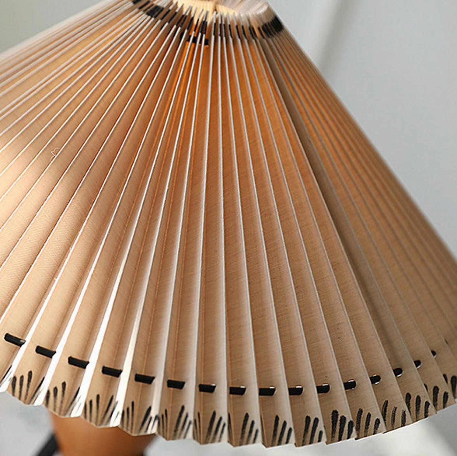 Makie Table Lamp
