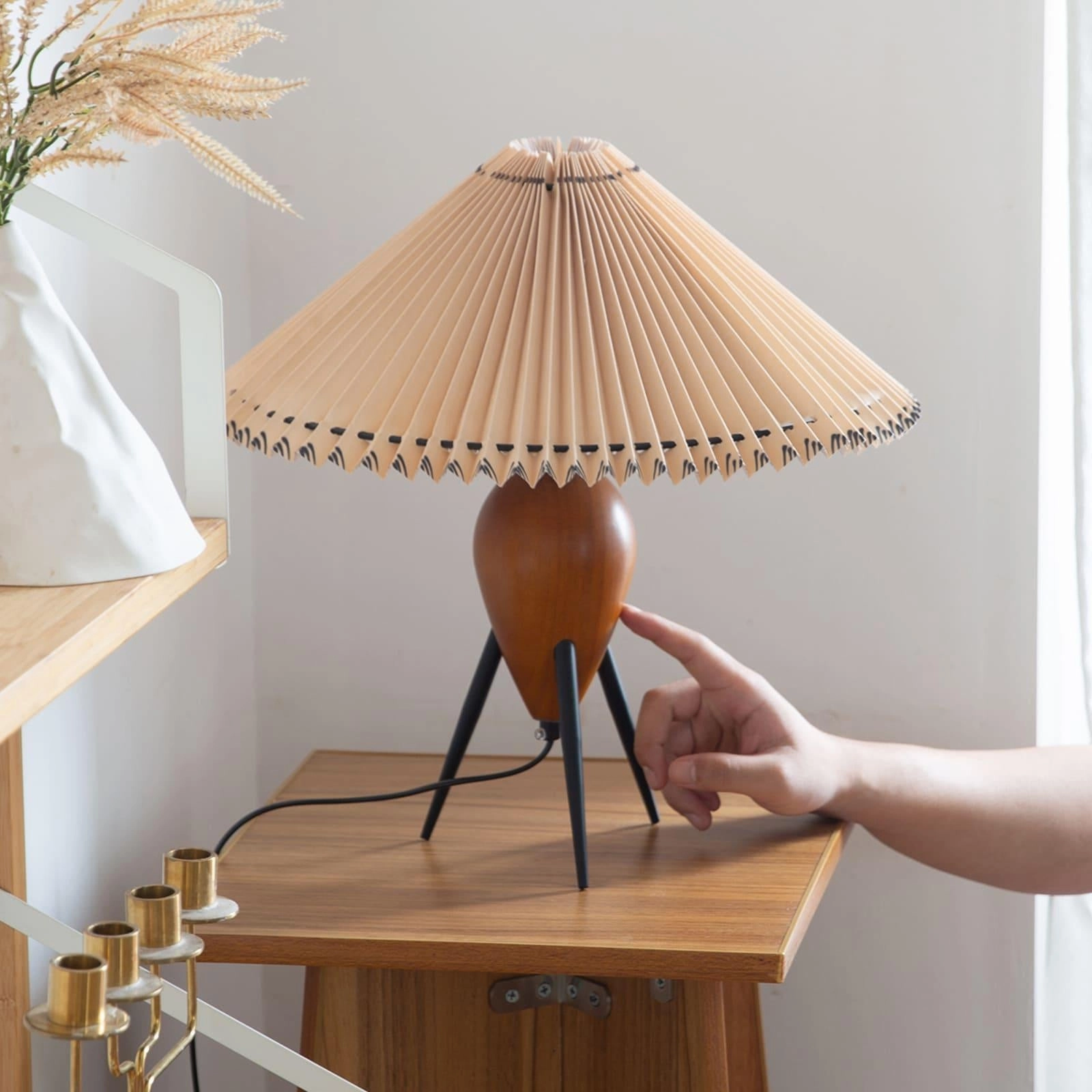 Makie Table Lamp