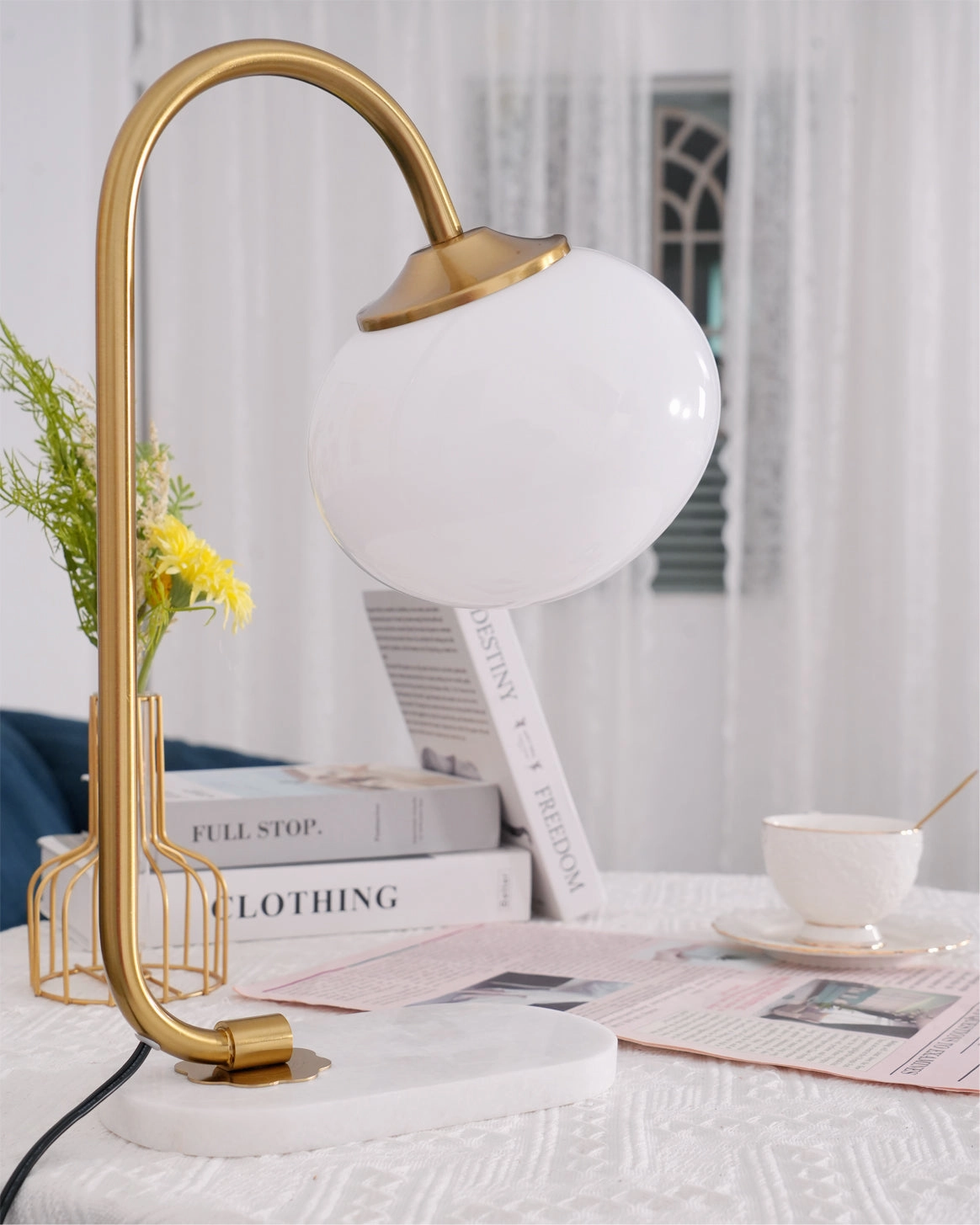 Marshmallow Table Lamp