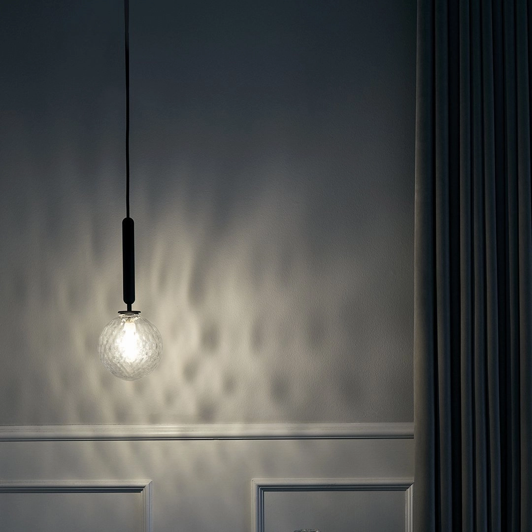 Miira 4 Chandelier