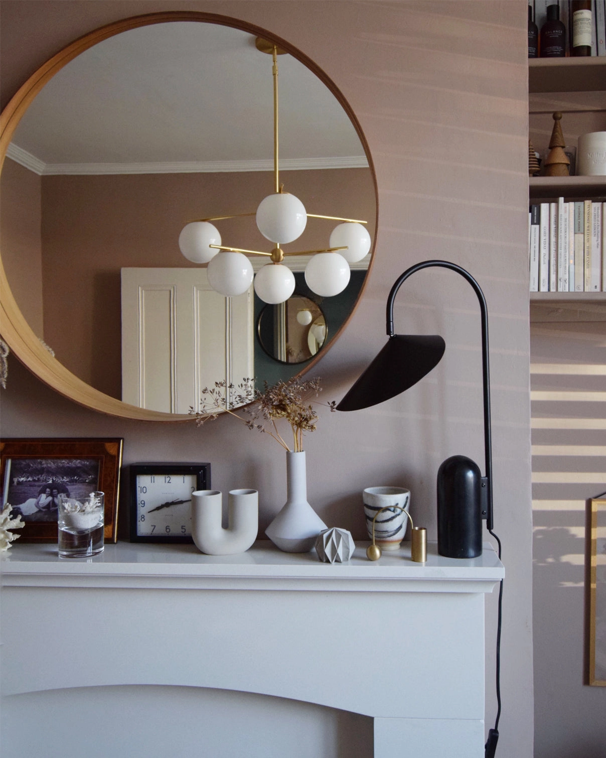 Mono Table Lamp