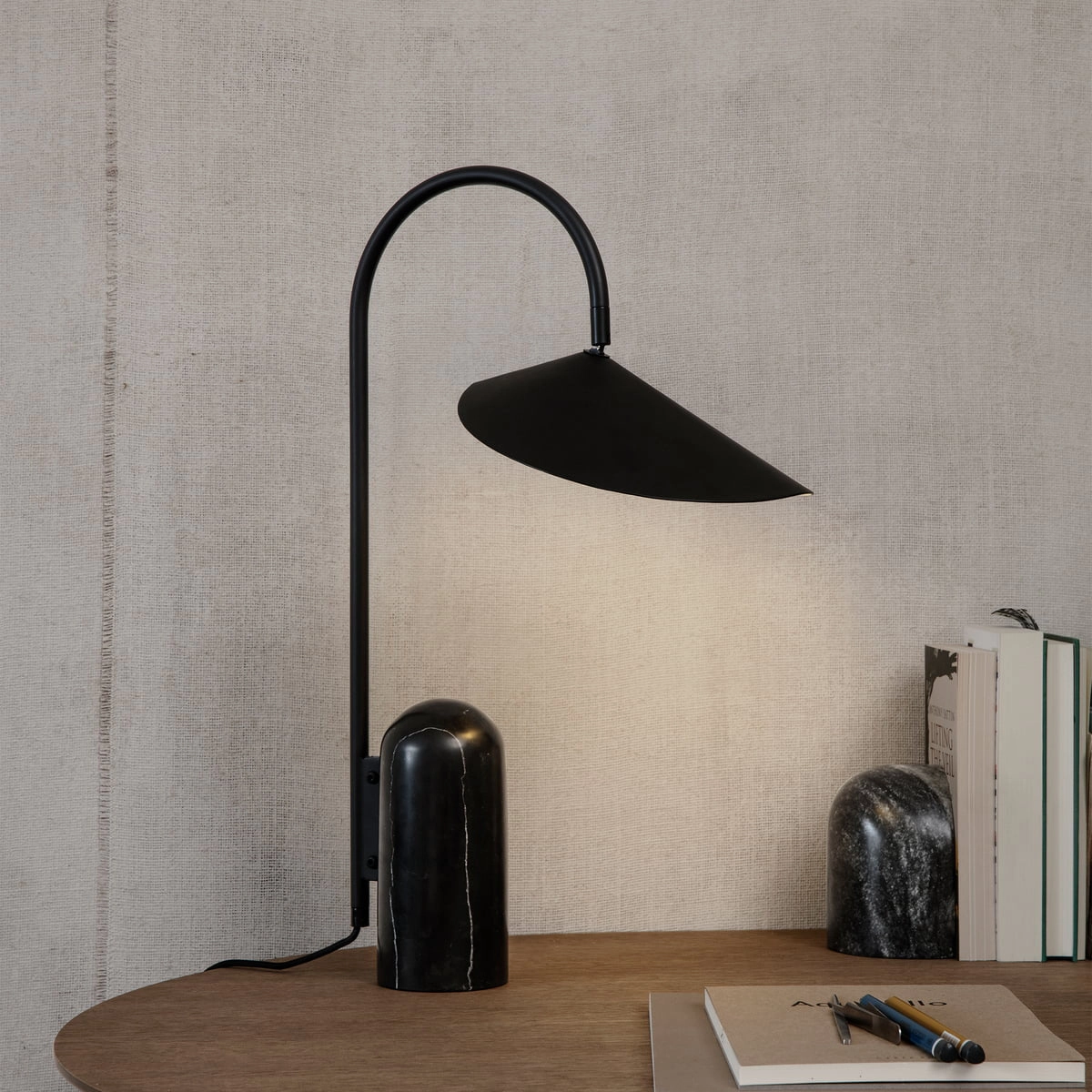 Mono Table Lamp
