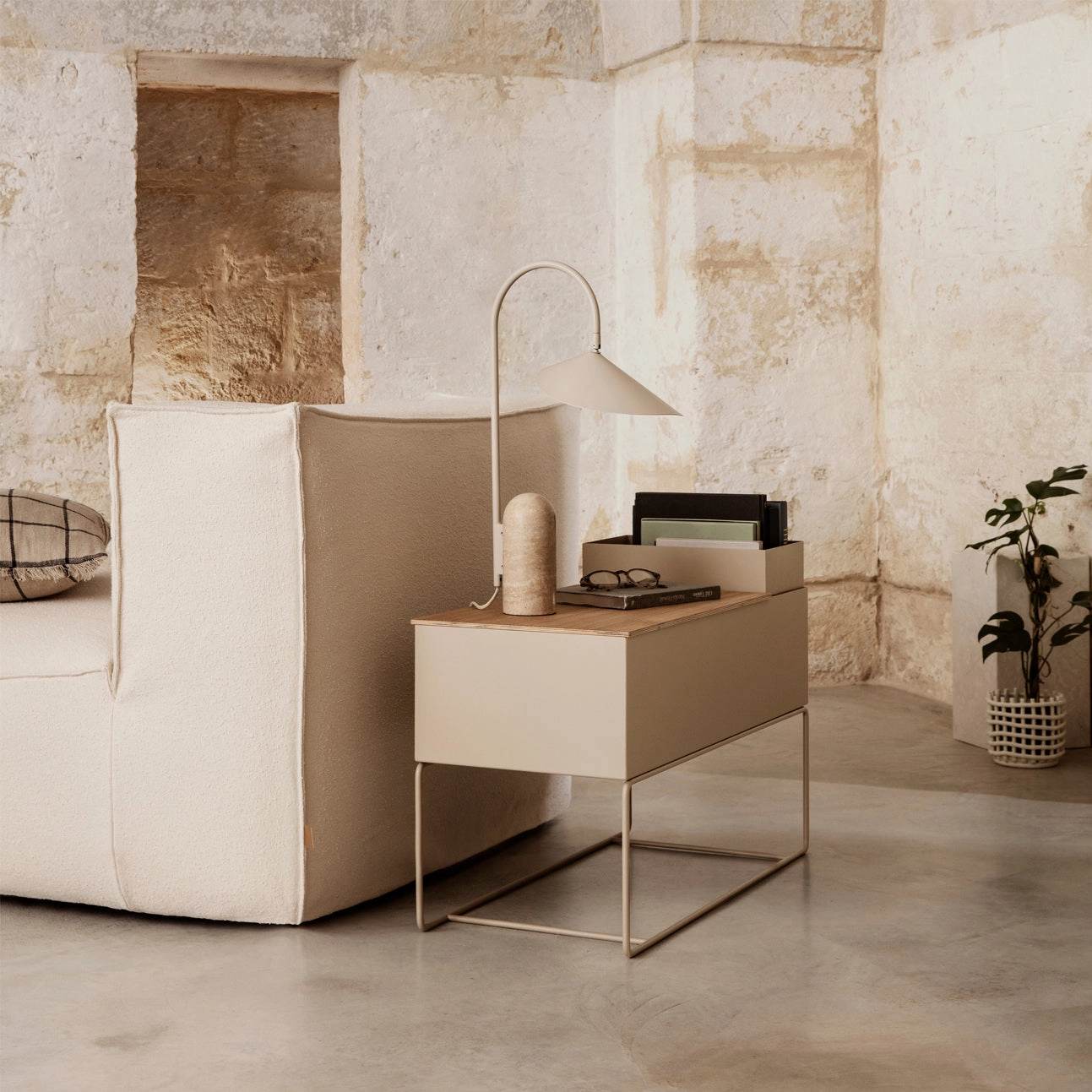 Mono Table Lamp