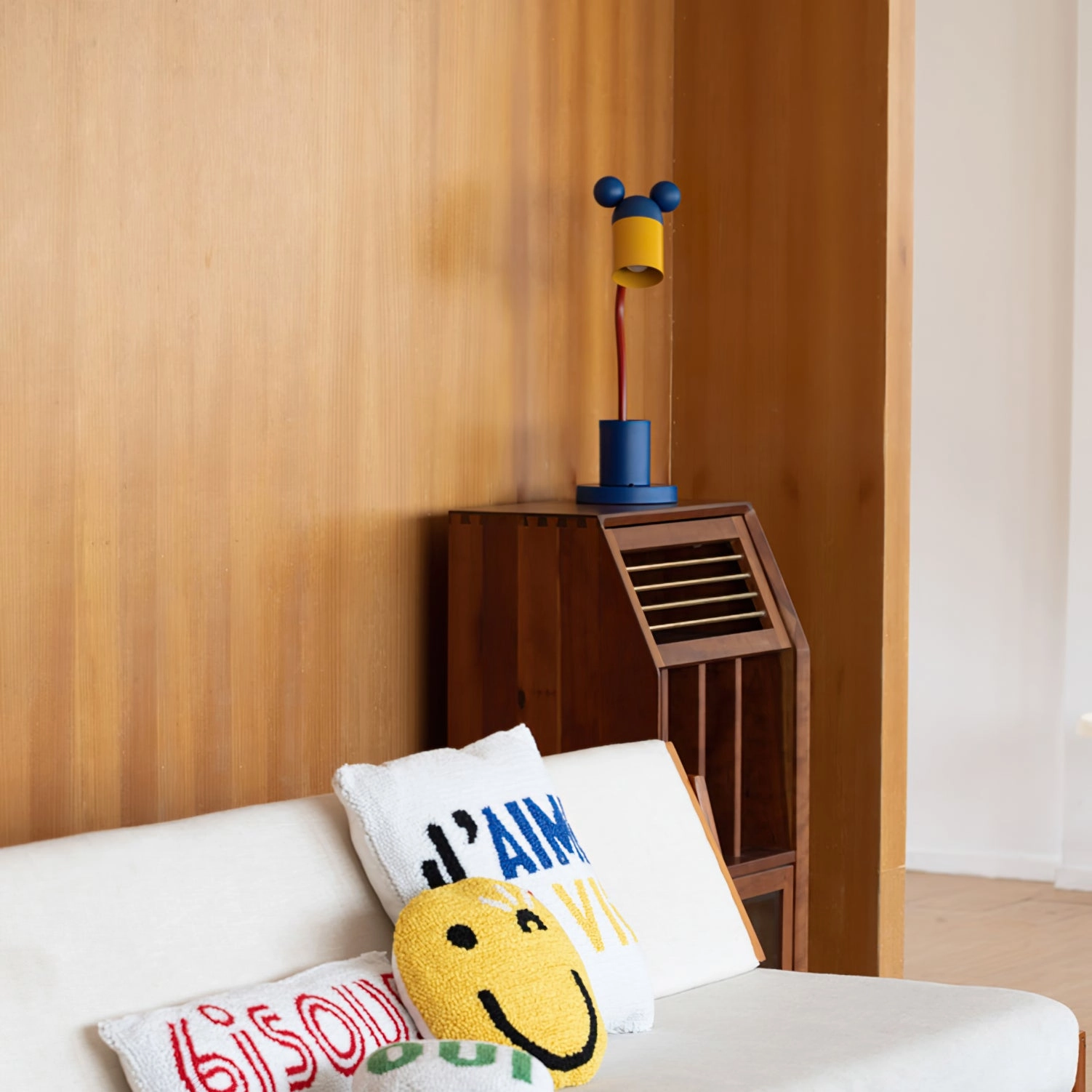Mouse Table Lamp