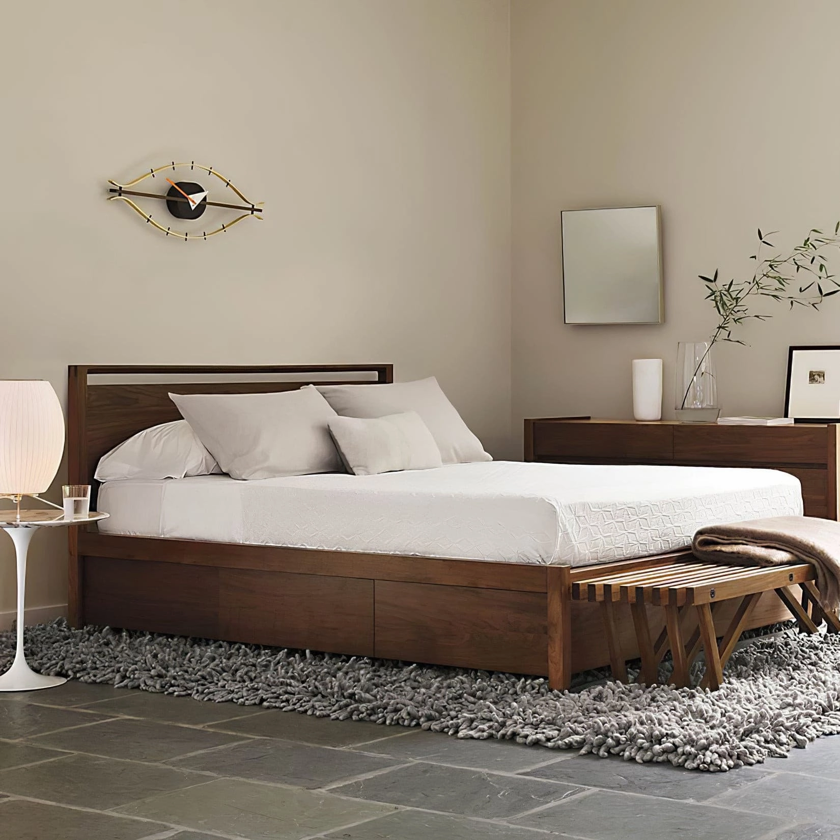 Nelson Tripod Table Lamp
