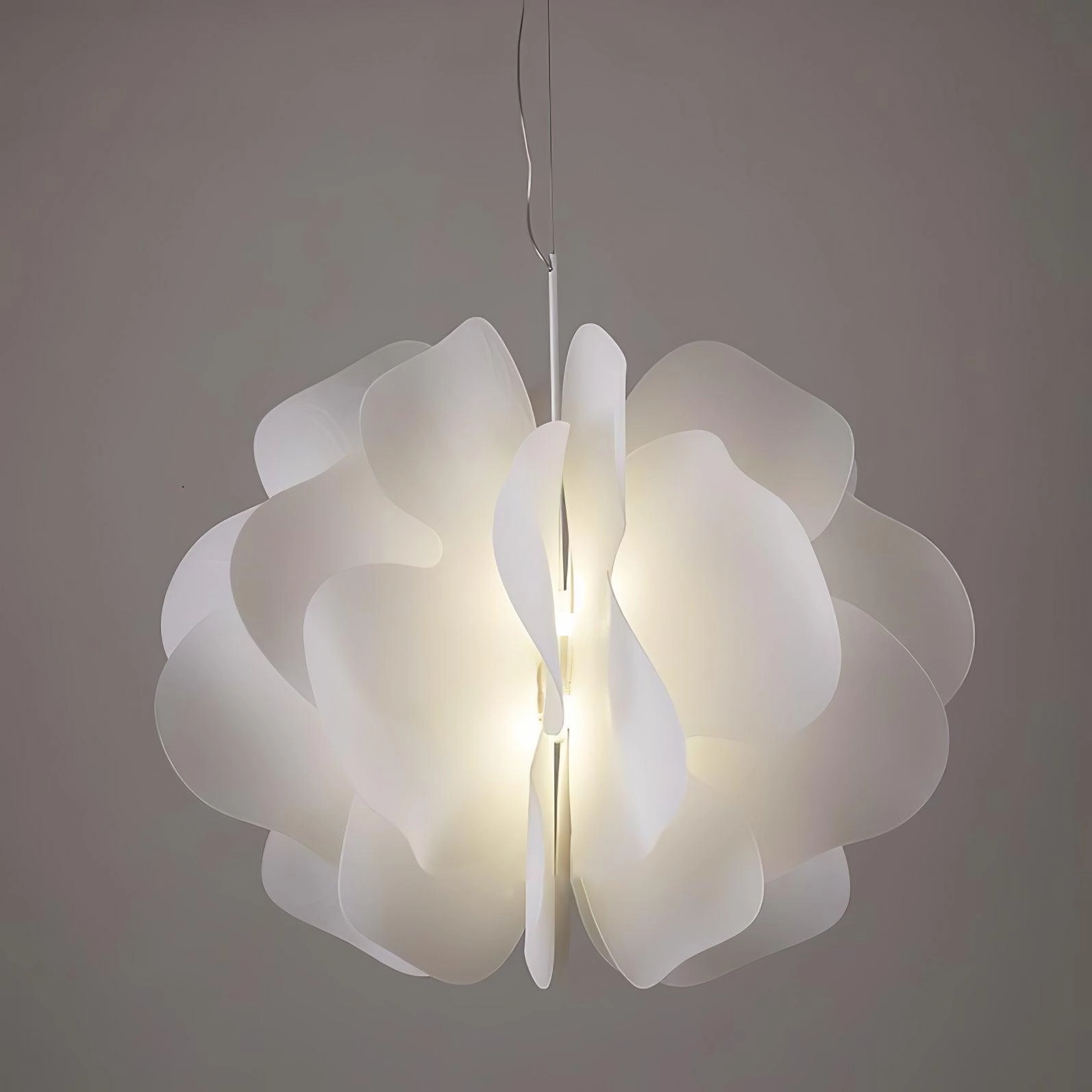Nightbloom Pendant Lamp