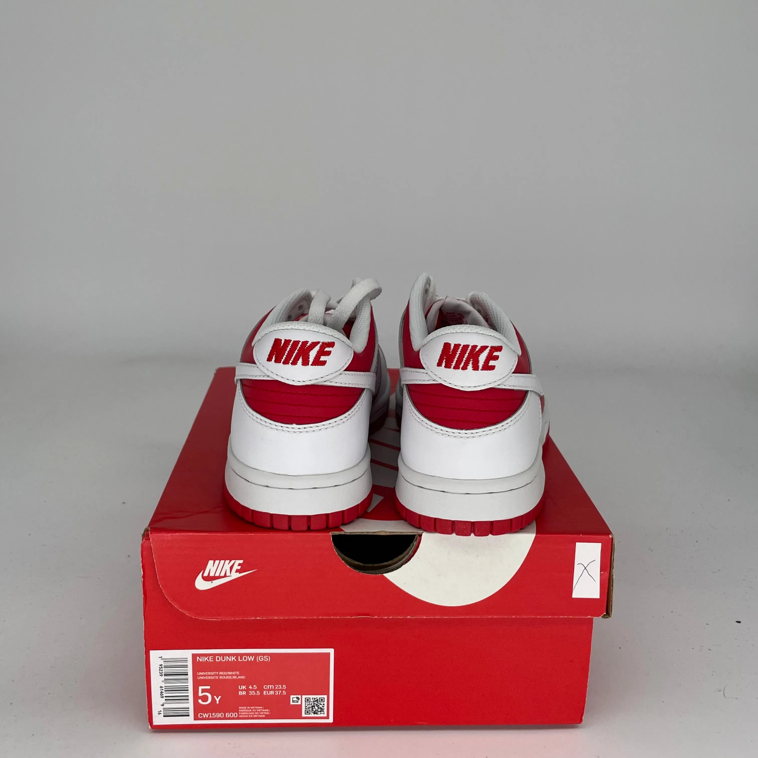 NIKE DUNK LOW CHAMPIONSHIP RED SIZE 5Y CW1590-600