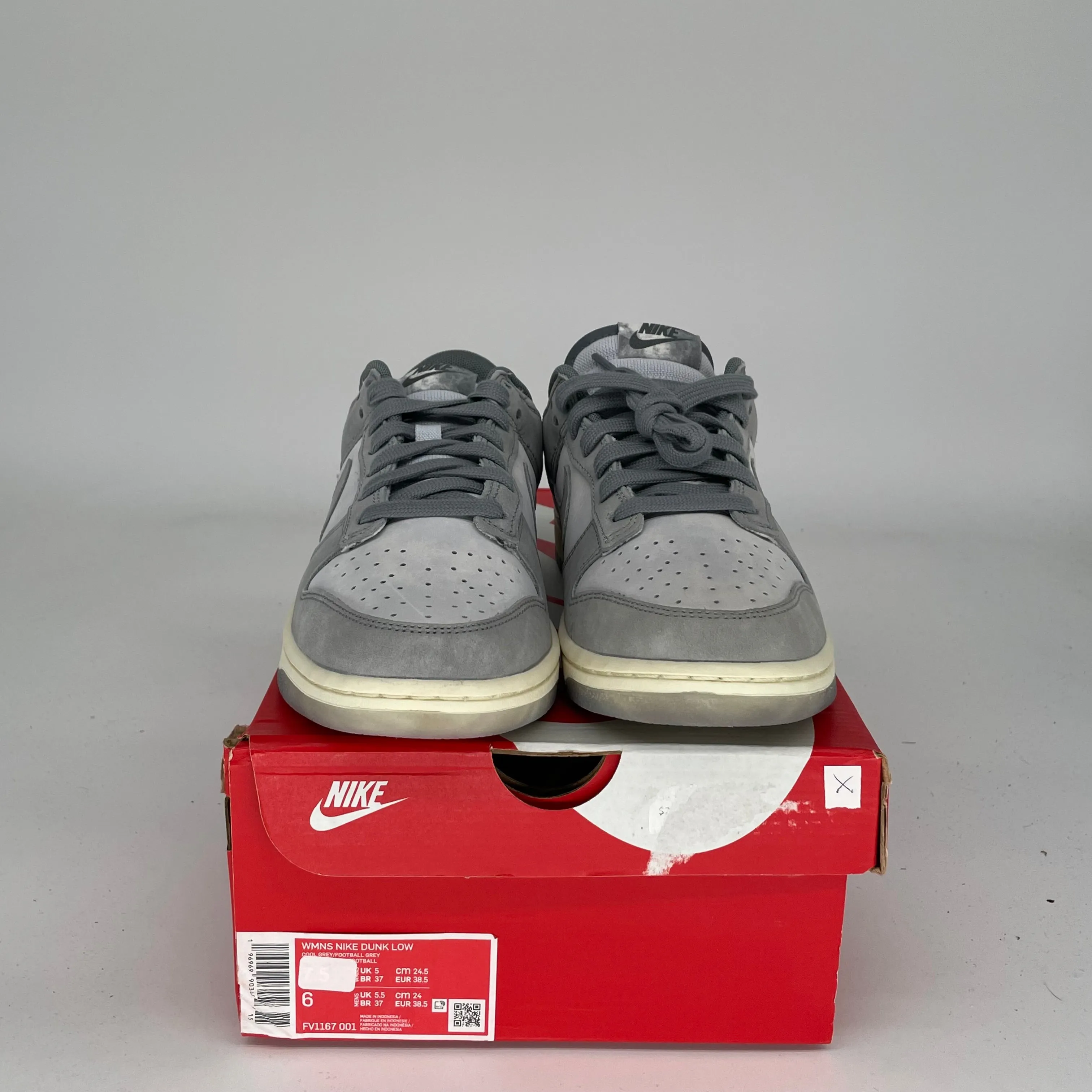 NIKE DUNK LOW COOL GREY FOOTBALL GREY W SIZE 6/7.5W FV1167-001