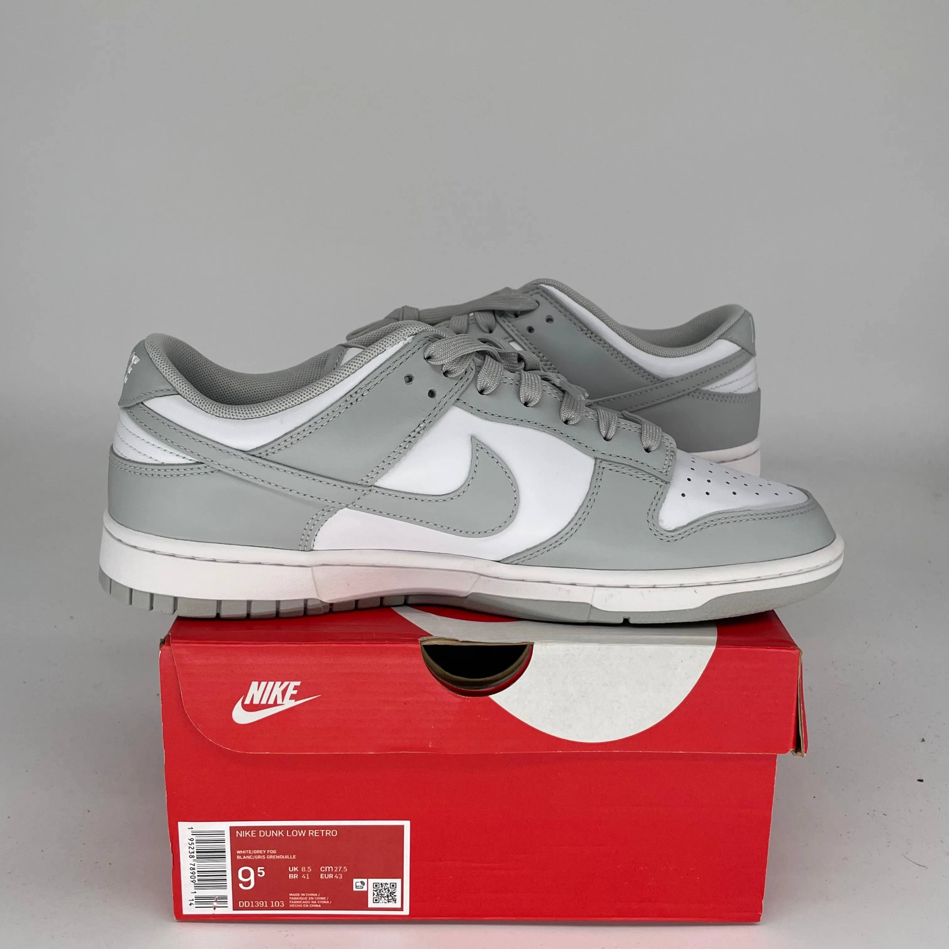 NIKE DUNK LOW GREY FOG SIZE 9.5 DD1391-103
