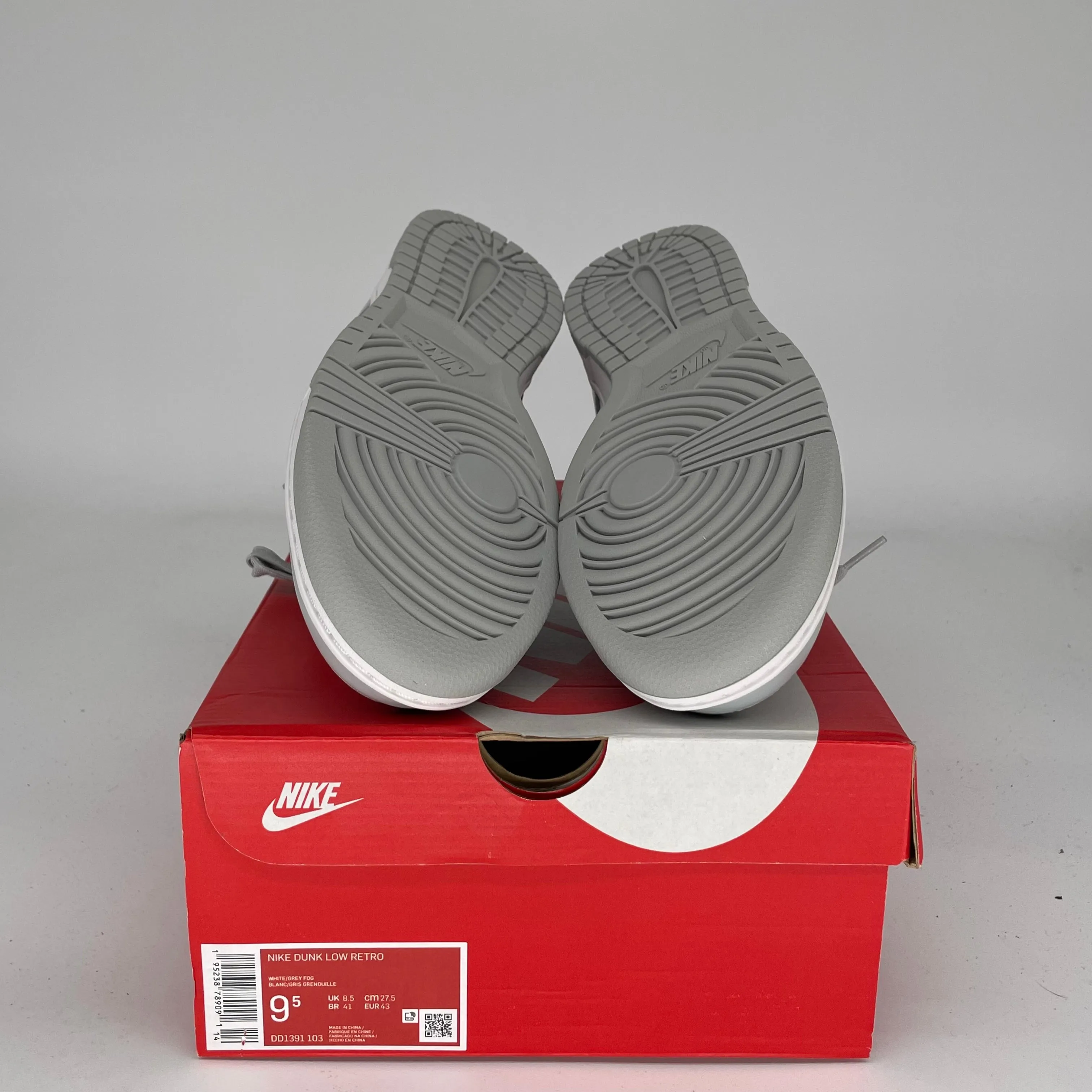 NIKE DUNK LOW GREY FOG SIZE 9.5 DD1391-103