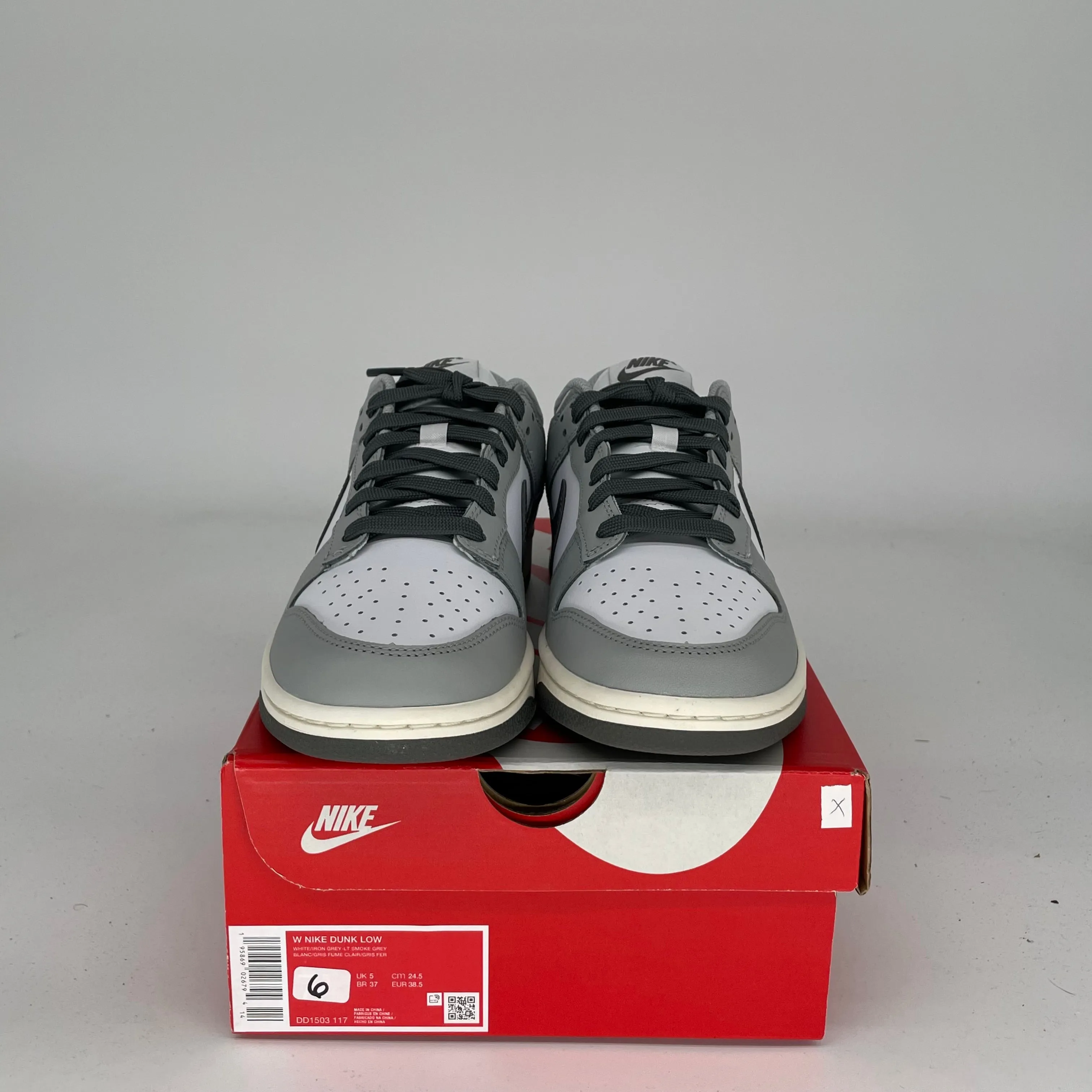 NIKE DUNK LOW LIGHT SMOKE GREY W SIZE 6/7.5W DD1503-117