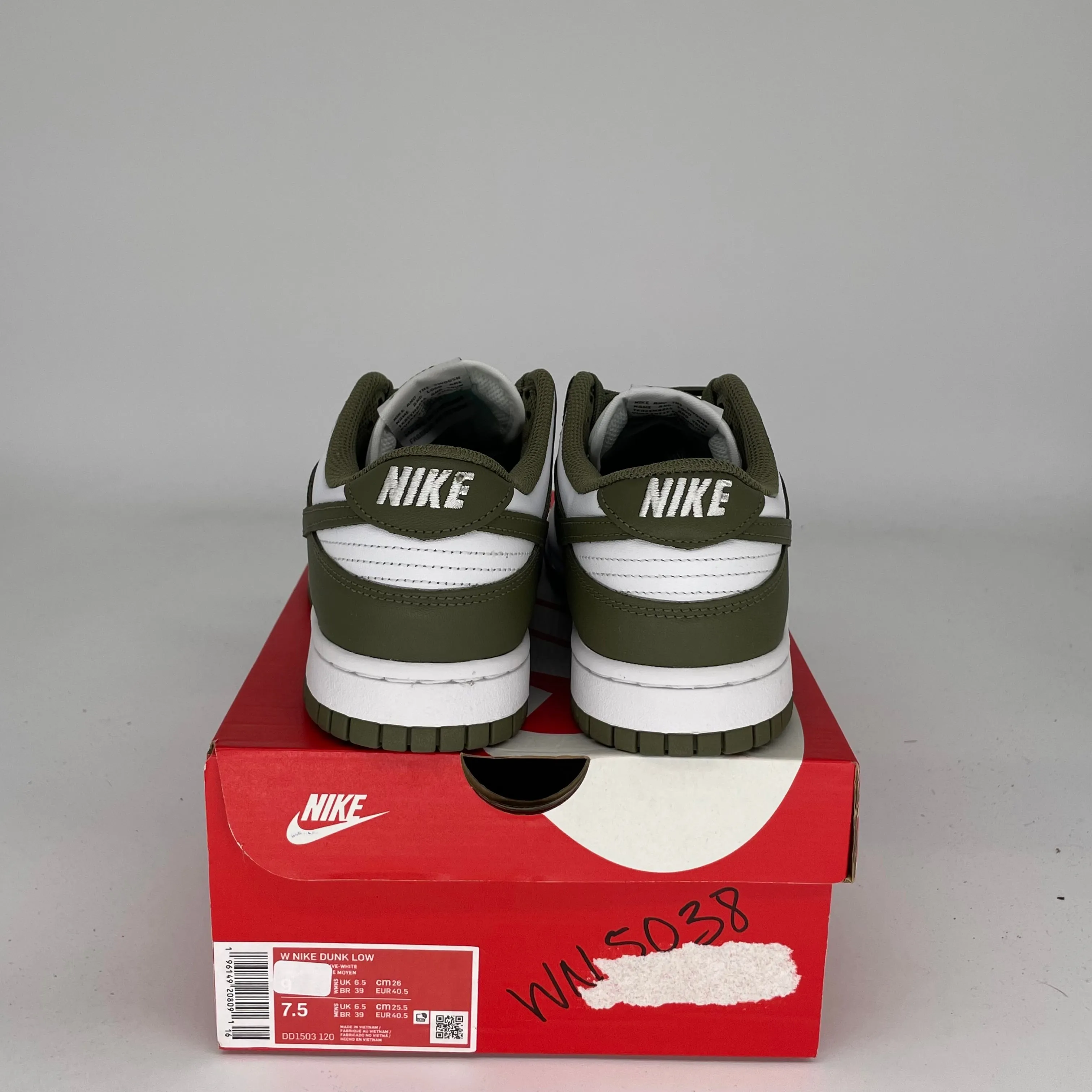 NIKE DUNK LOW MEDIUM OLIVE W SIZE 7.5/9W DD1503-120