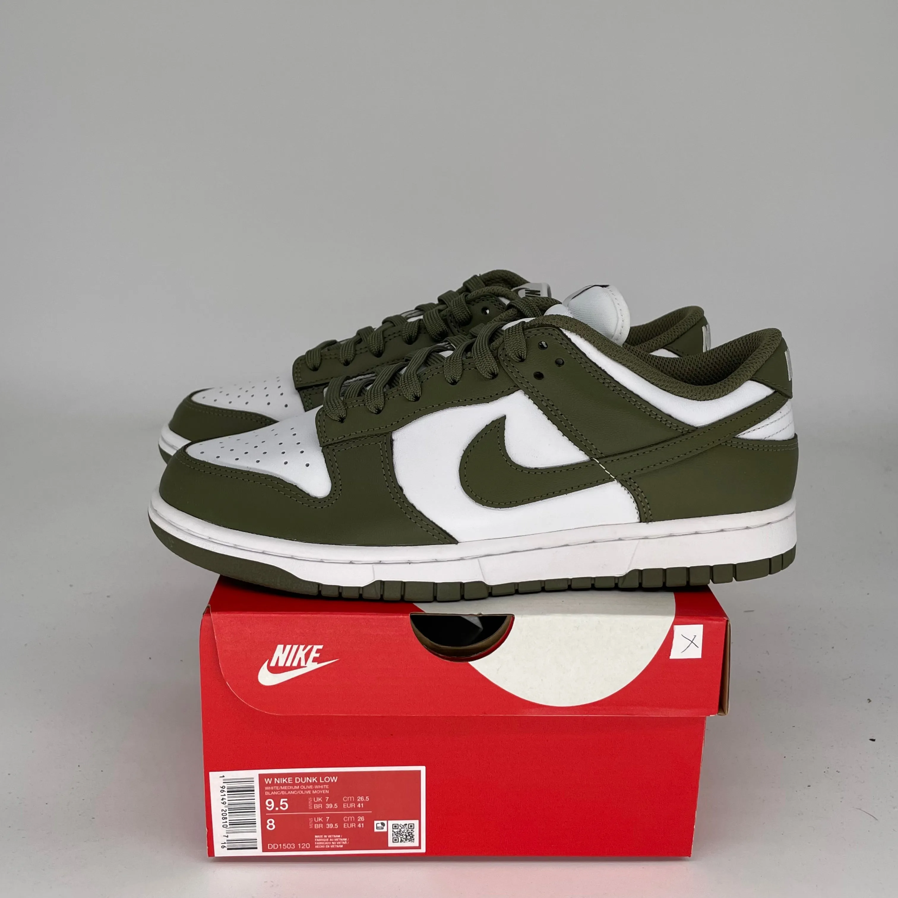 NIKE DUNK LOW MEDIUM OLIVE W SIZE 8/9.5W DD1503-120