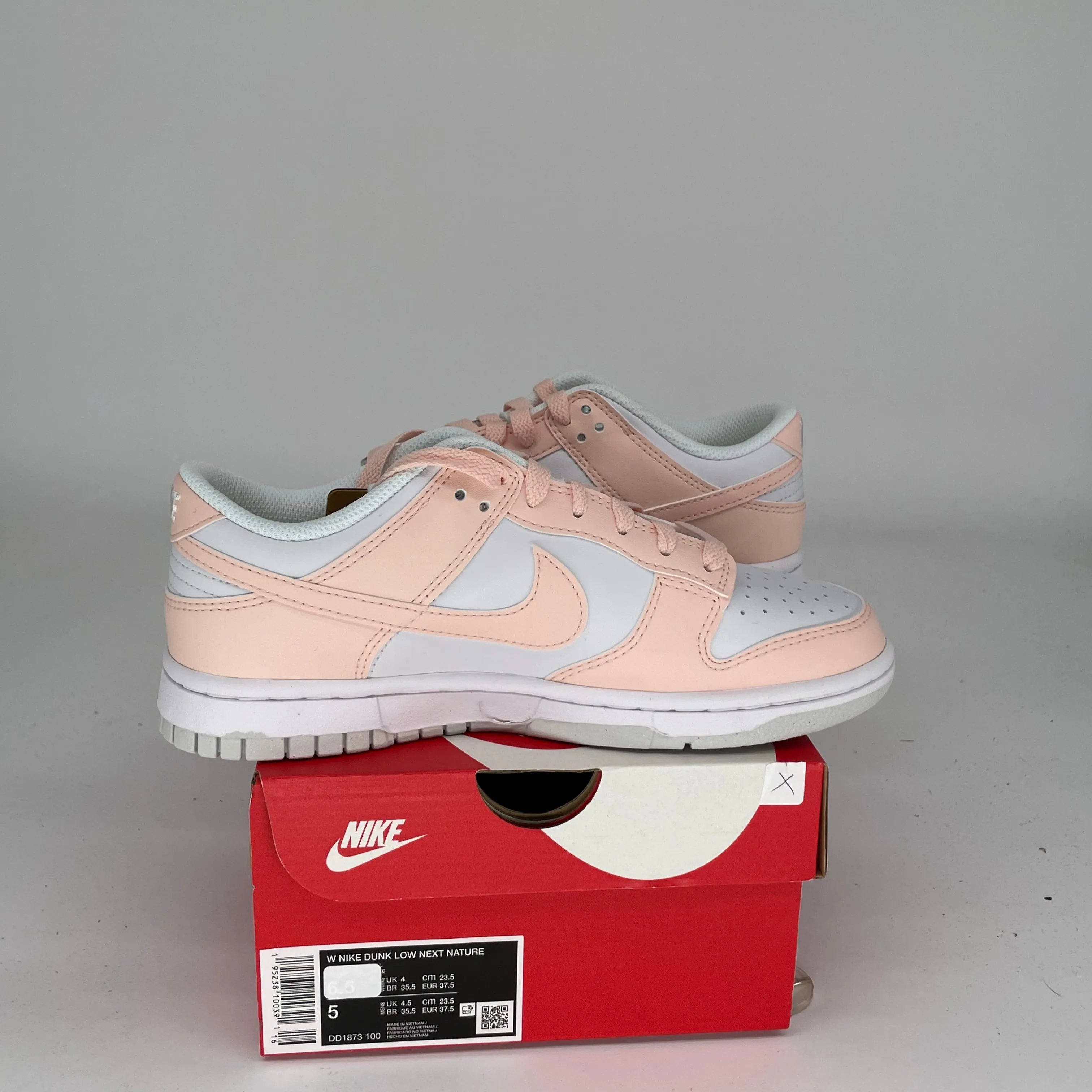 NIKE DUNK LOW NEXT NATURE PALE CORAL W SIZE 5/6.5W DD1873-100