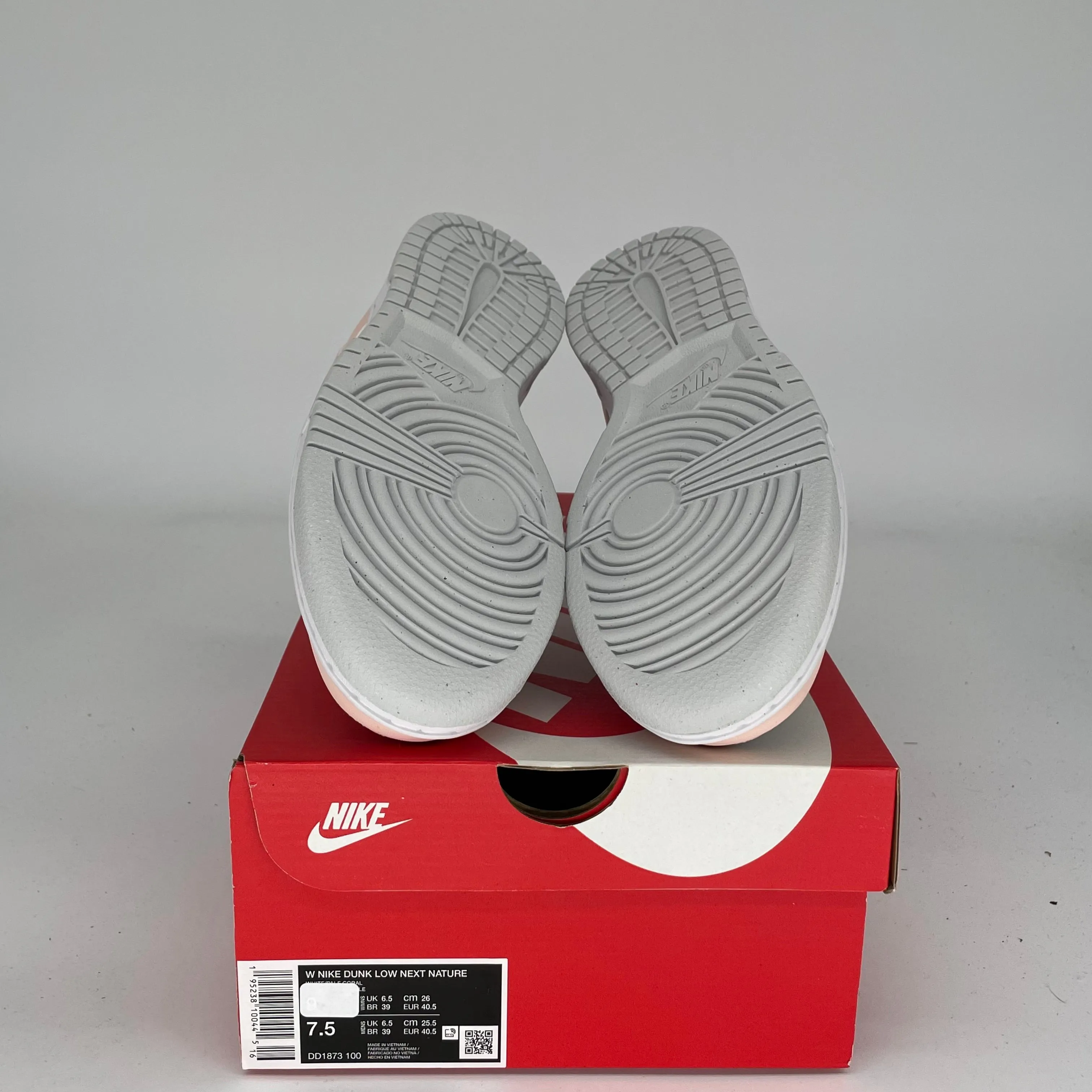 NIKE DUNK LOW NEXT NATURE PALE CORAL W SIZE 7.5/9W DD1873-100